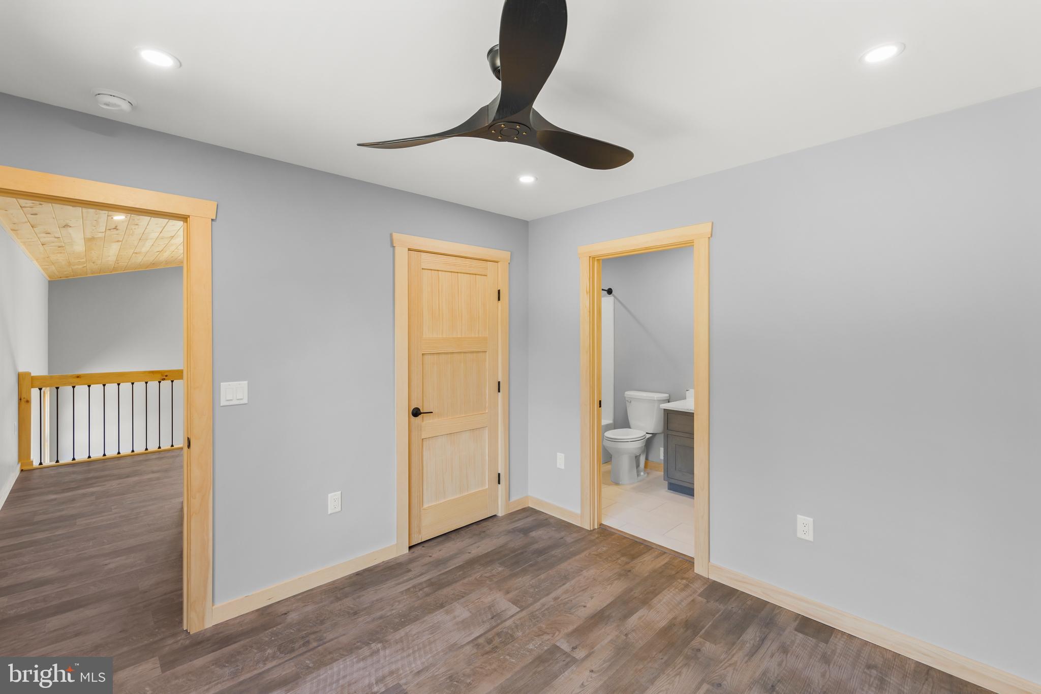 BLUFFS ON THE POTOMAC - Residential