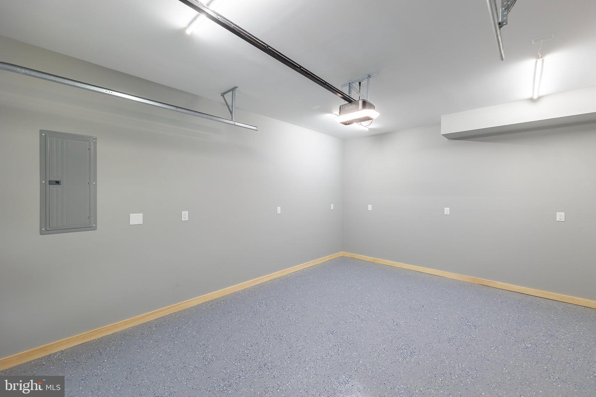 BLUFFS ON THE POTOMAC - Residential