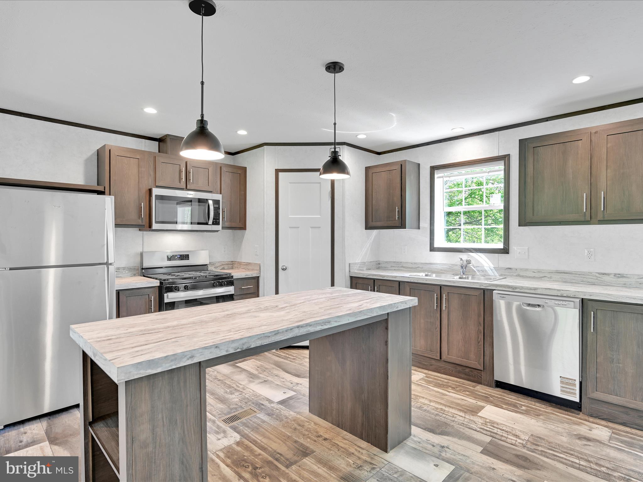 MAPLEWOOD MHP - Residential