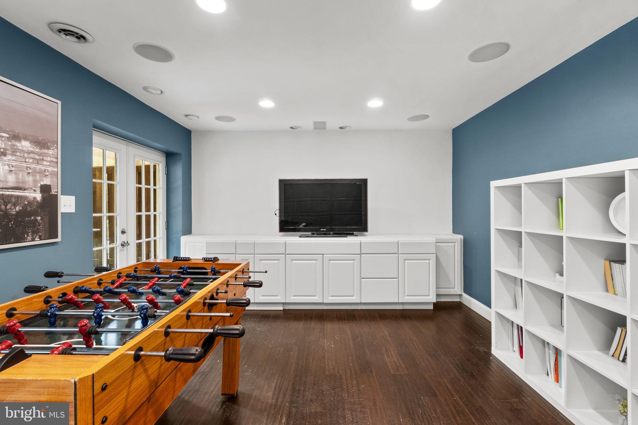 DORSEY HALL - Residential