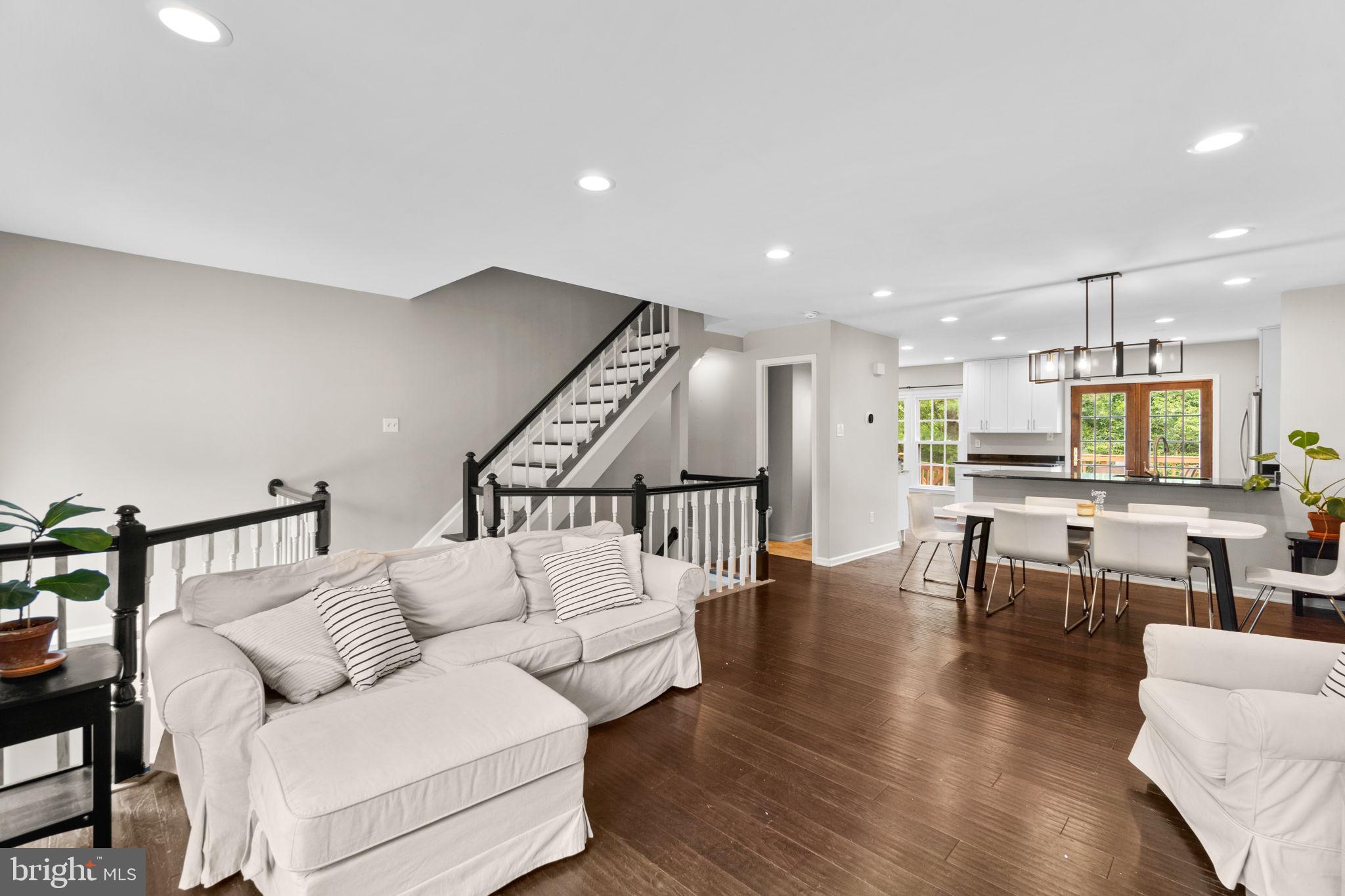 DORSEY HALL - Residential