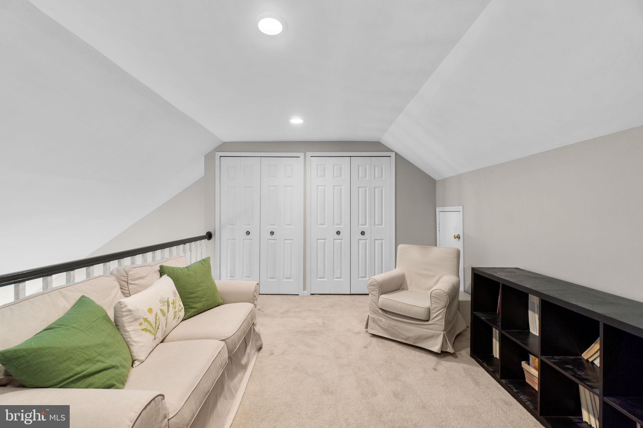 DORSEY HALL - Residential