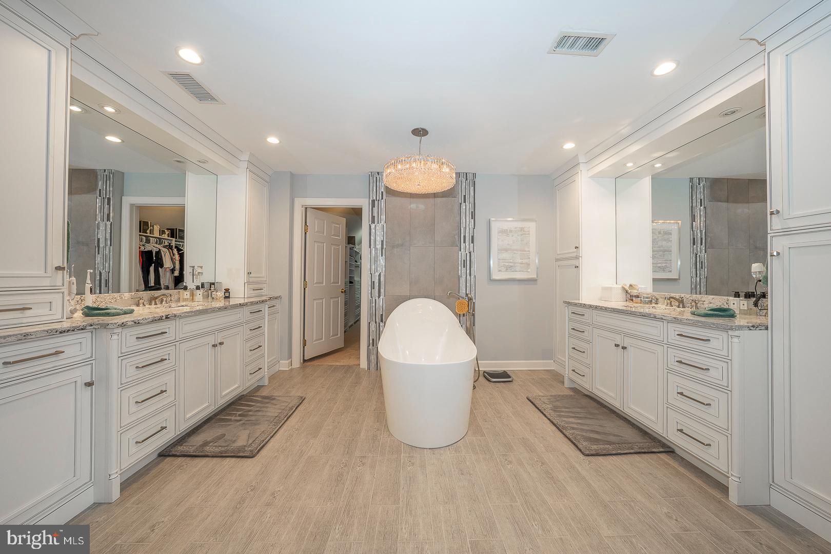 ANDERSON FARM - Residential