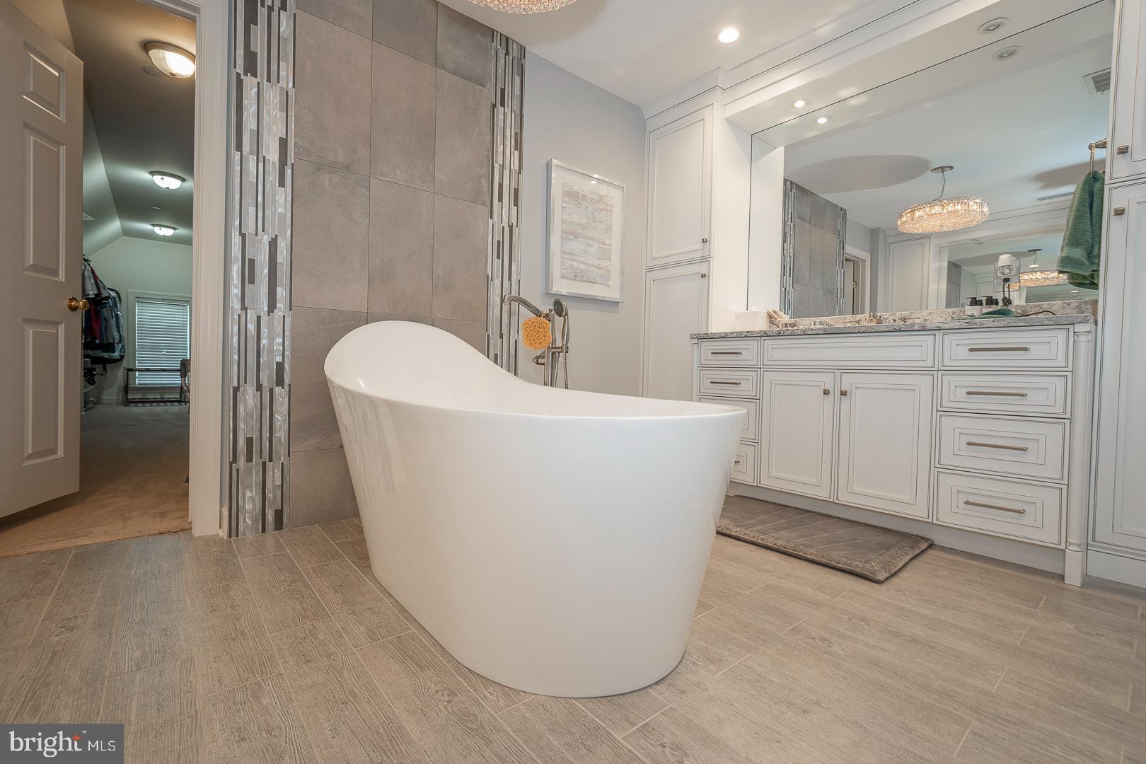 ANDERSON FARM - Residential