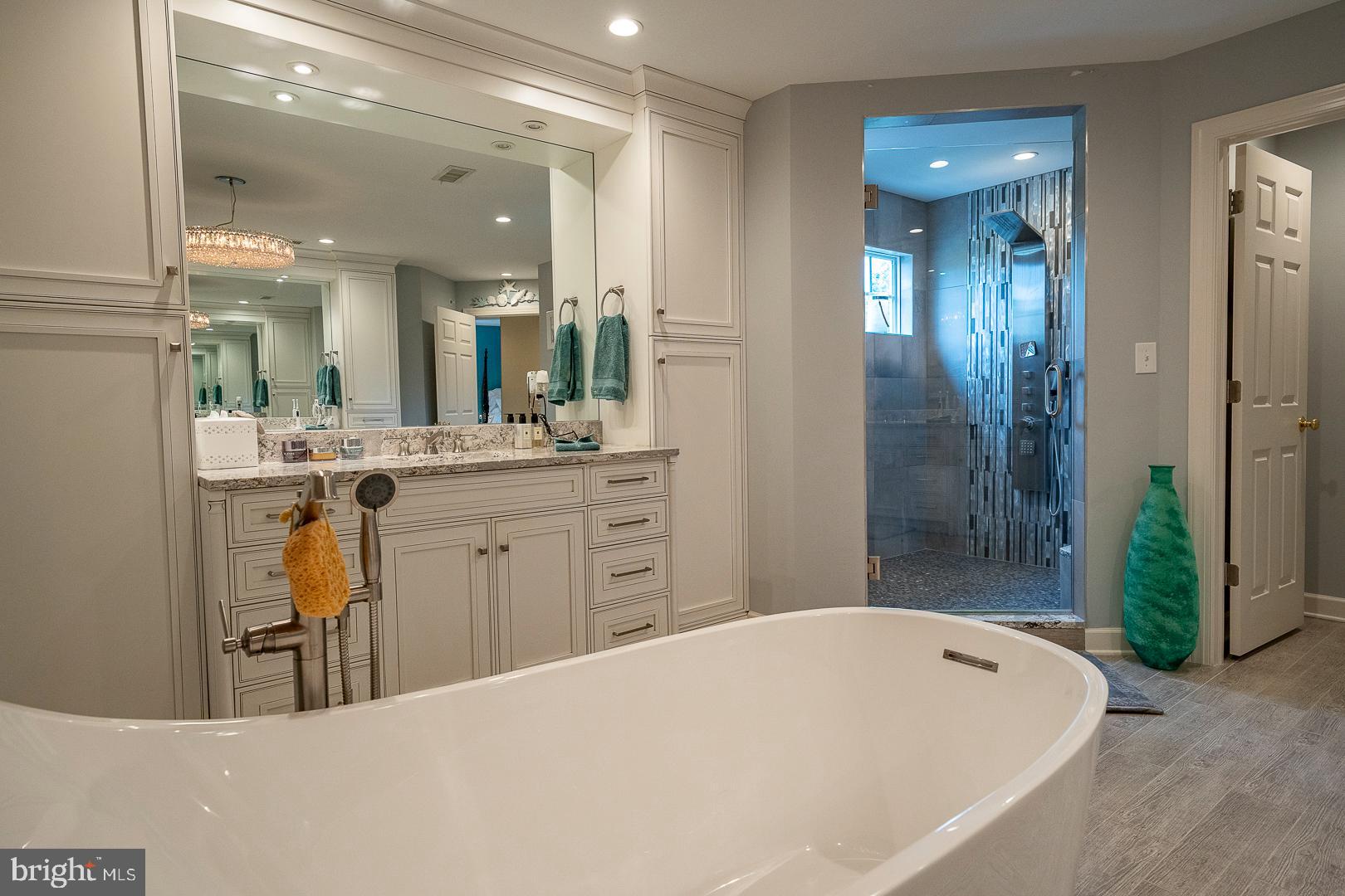 ANDERSON FARM - Residential