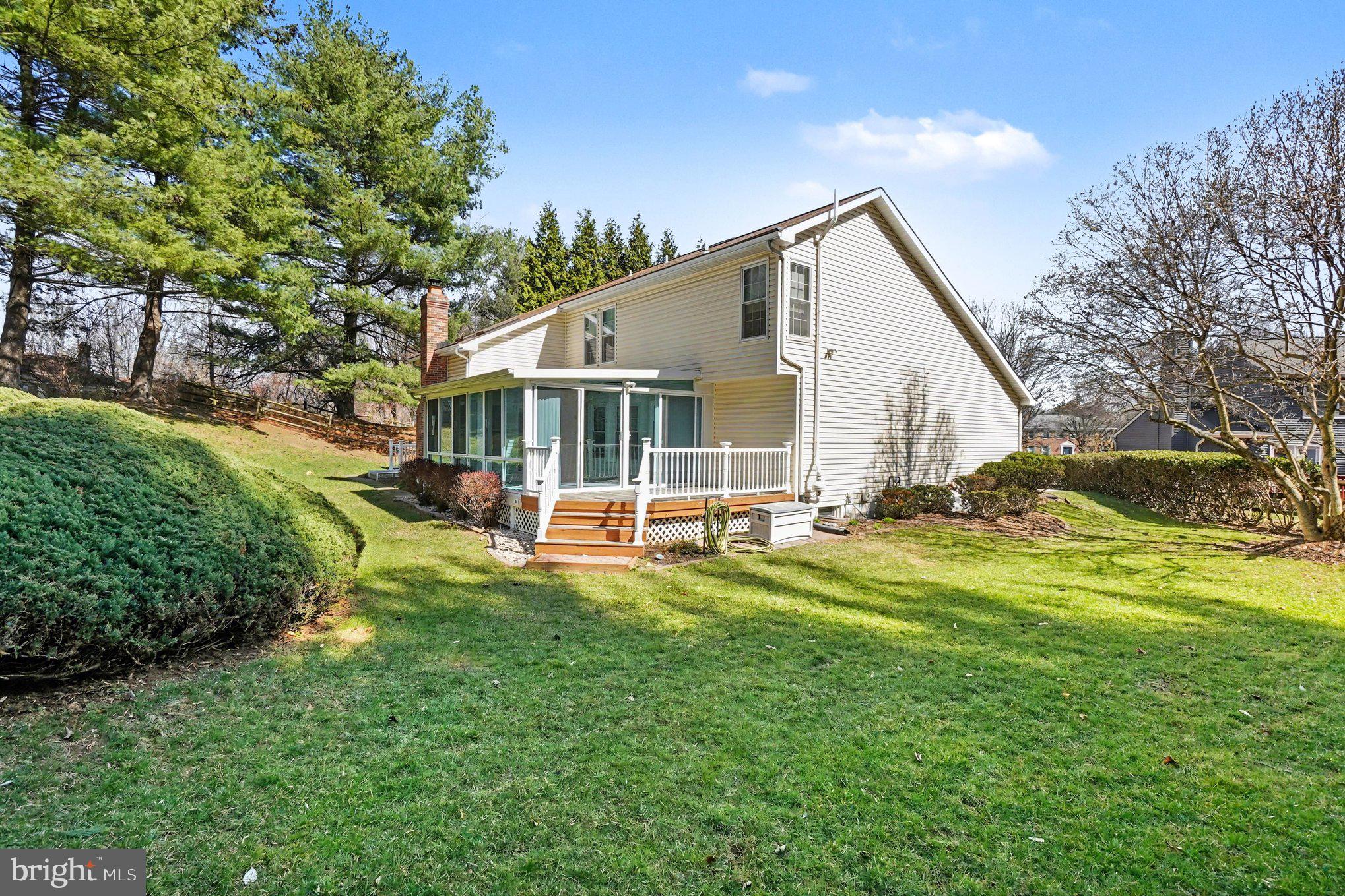 CHESTNUT FARMS - Residential