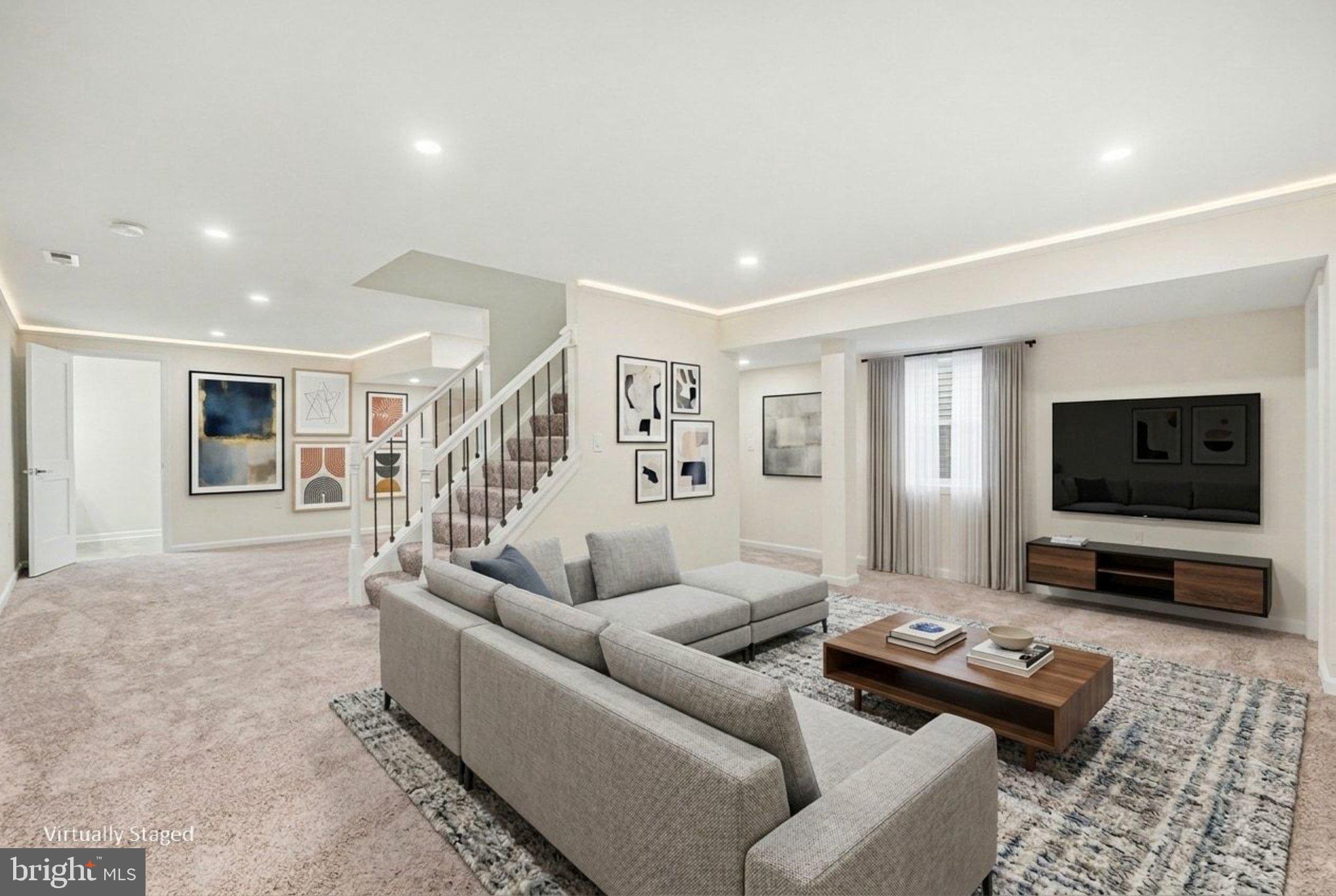 CHESTNUT FARMS - Residential