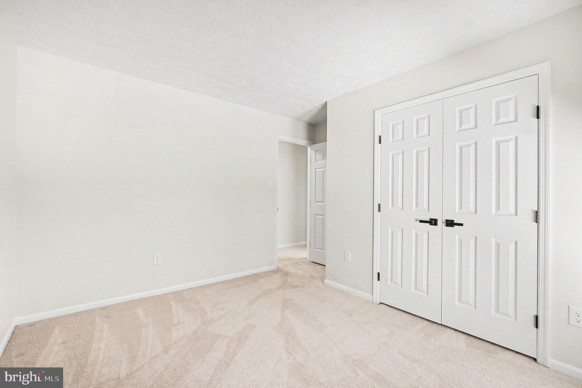 CHESTNUT FARMS - Residential