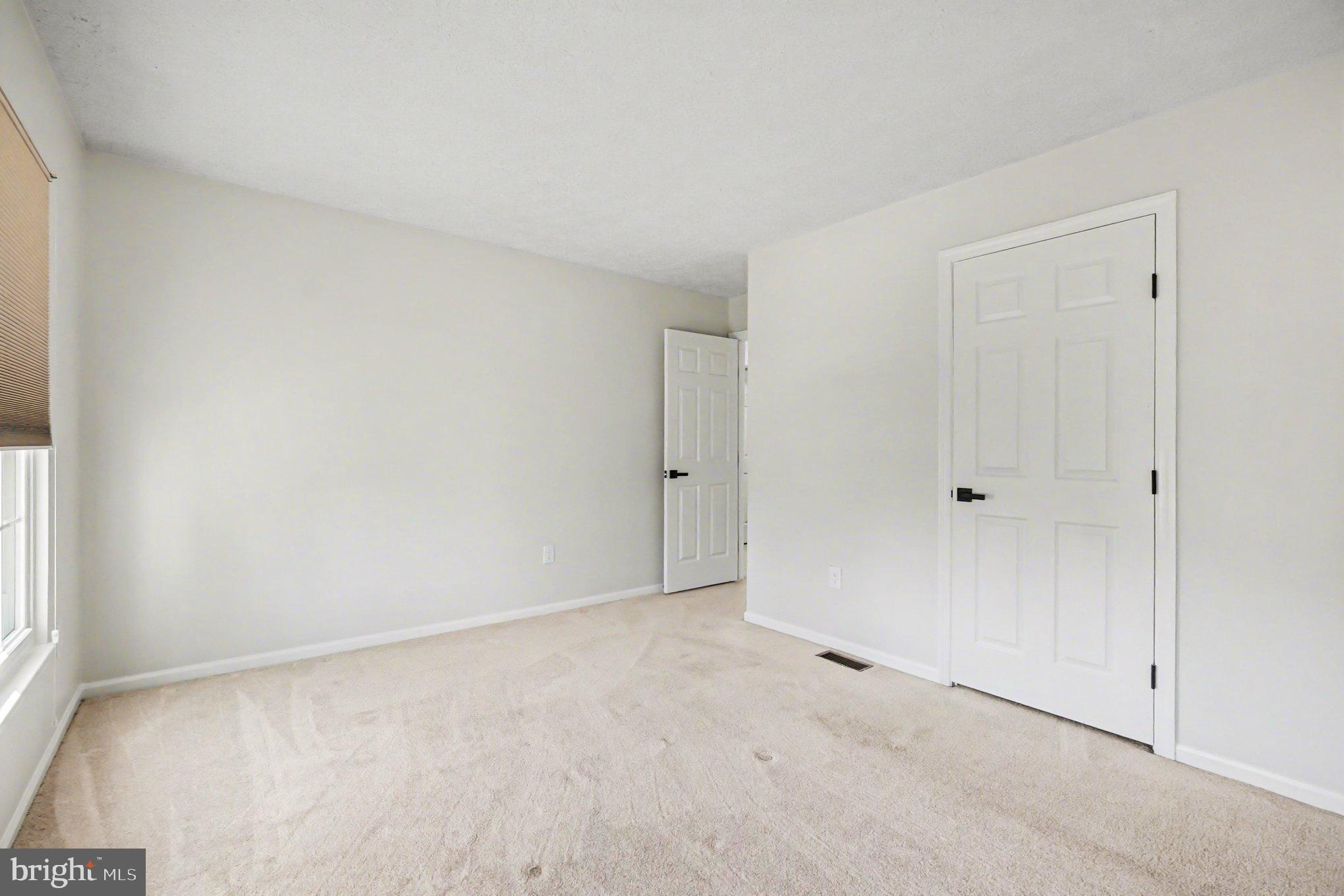 CHESTNUT FARMS - Residential