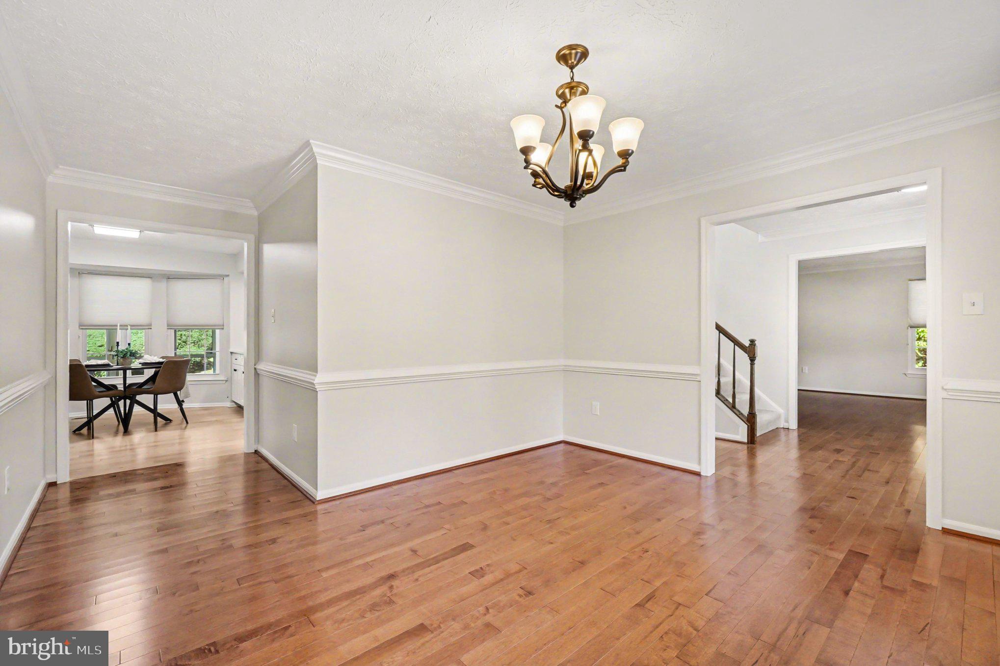 CHESTNUT FARMS - Residential