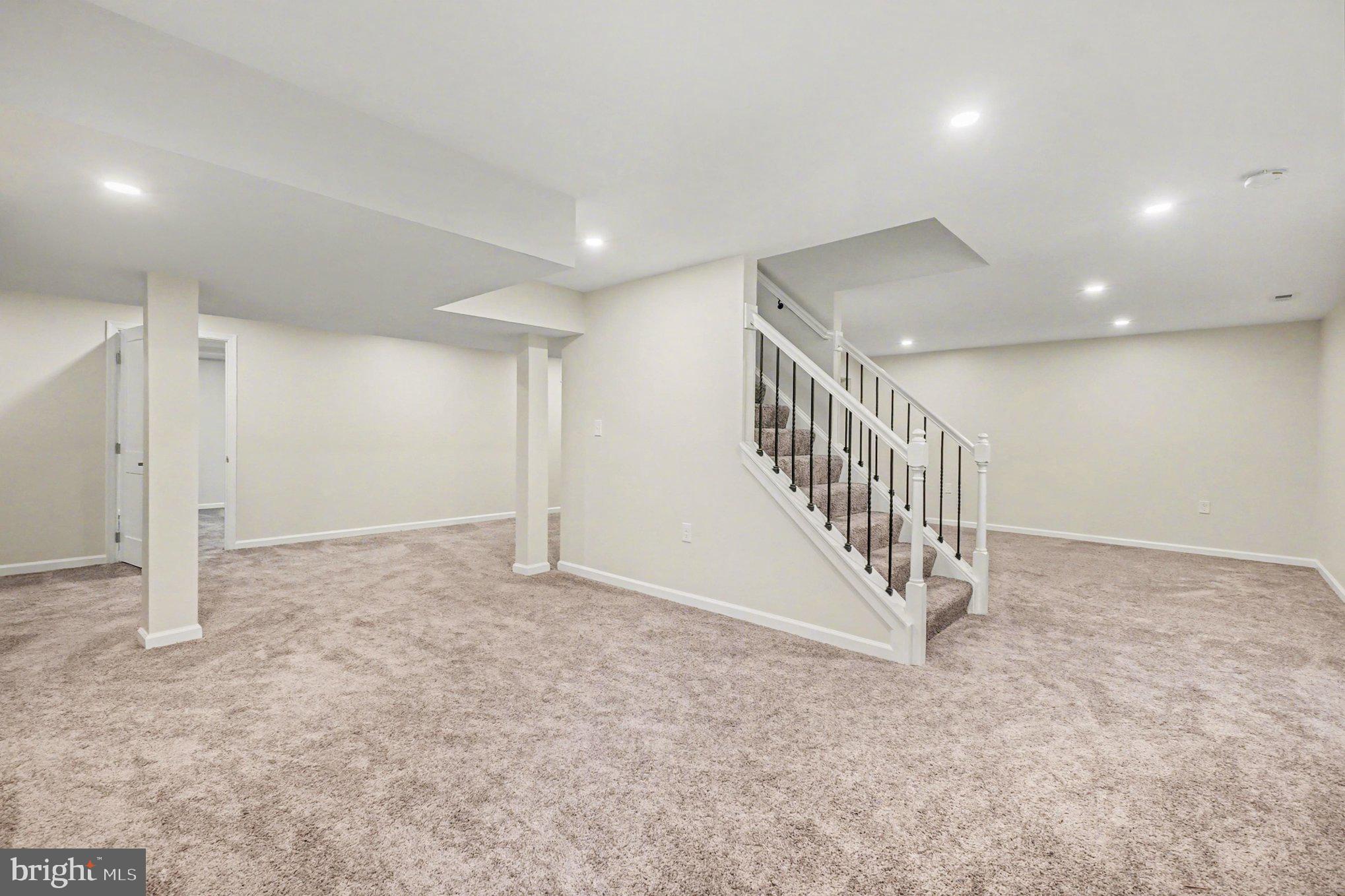 CHESTNUT FARMS - Residential