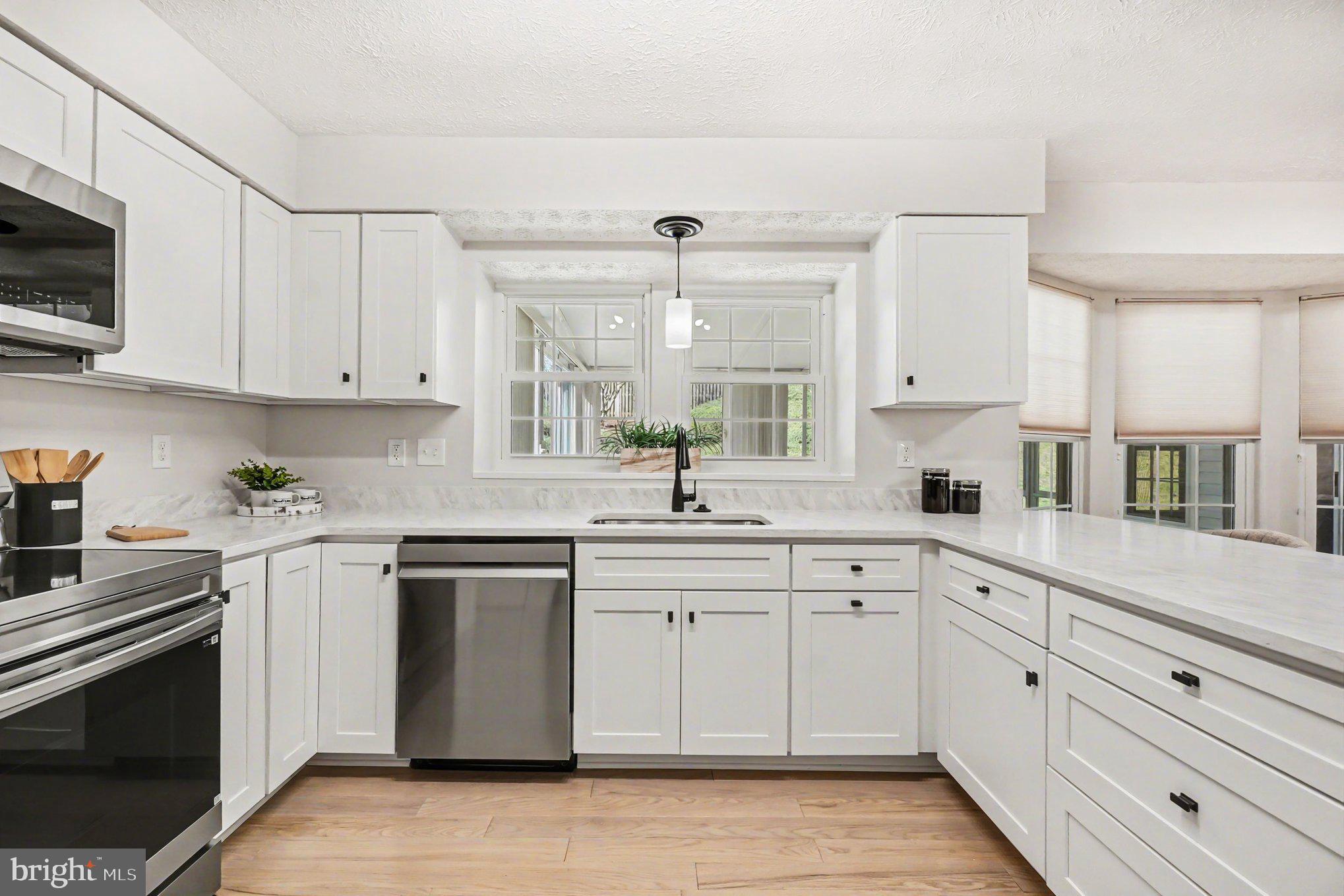 CHESTNUT FARMS - Residential