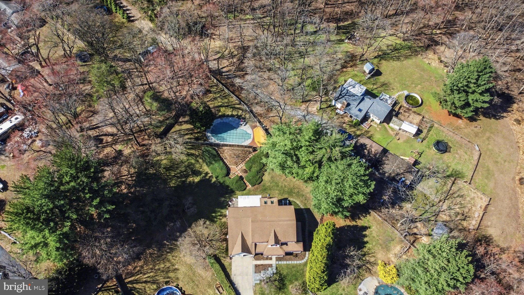 CHESTNUT FARMS - Residential