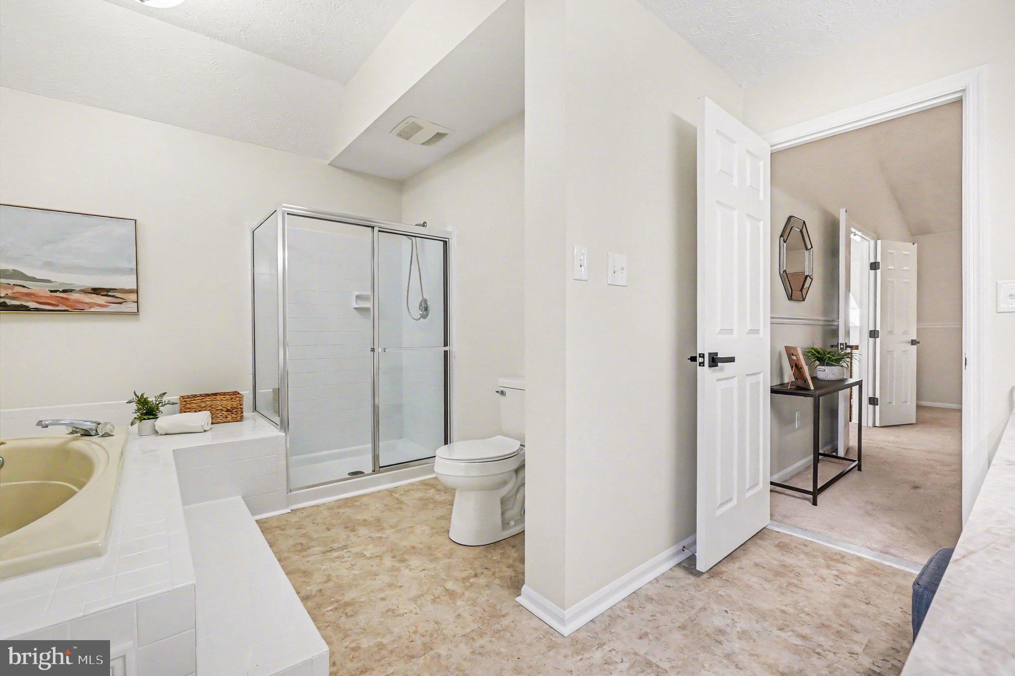 CHESTNUT FARMS - Residential