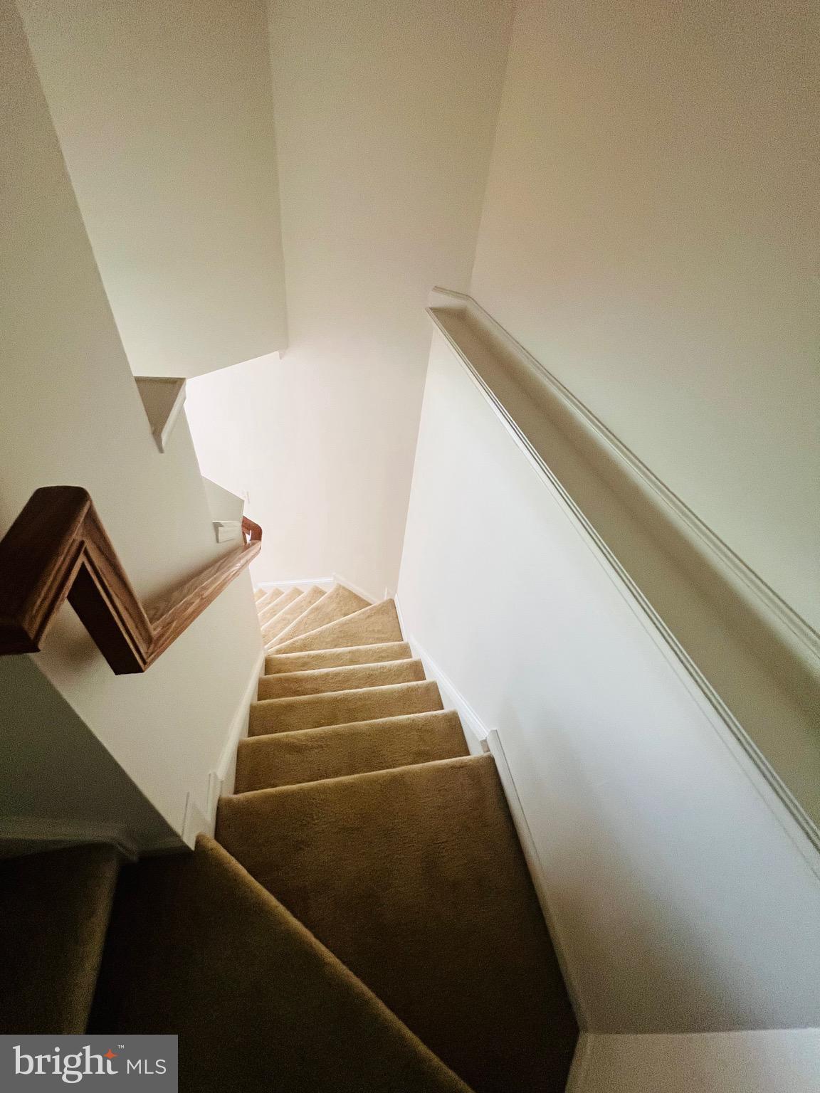 HAVRE DE HILLS - Residential Lease