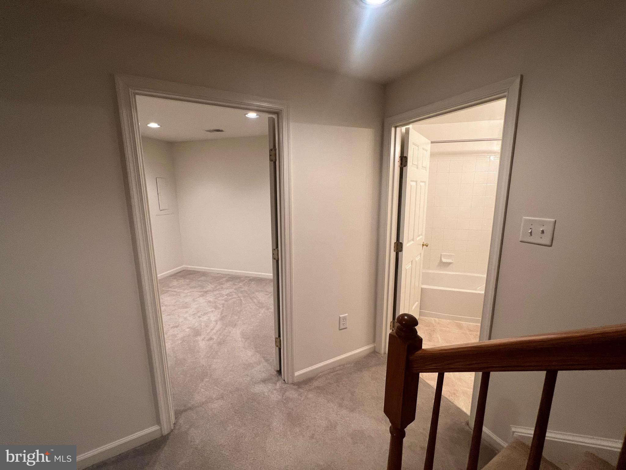 HAVRE DE HILLS - Residential Lease