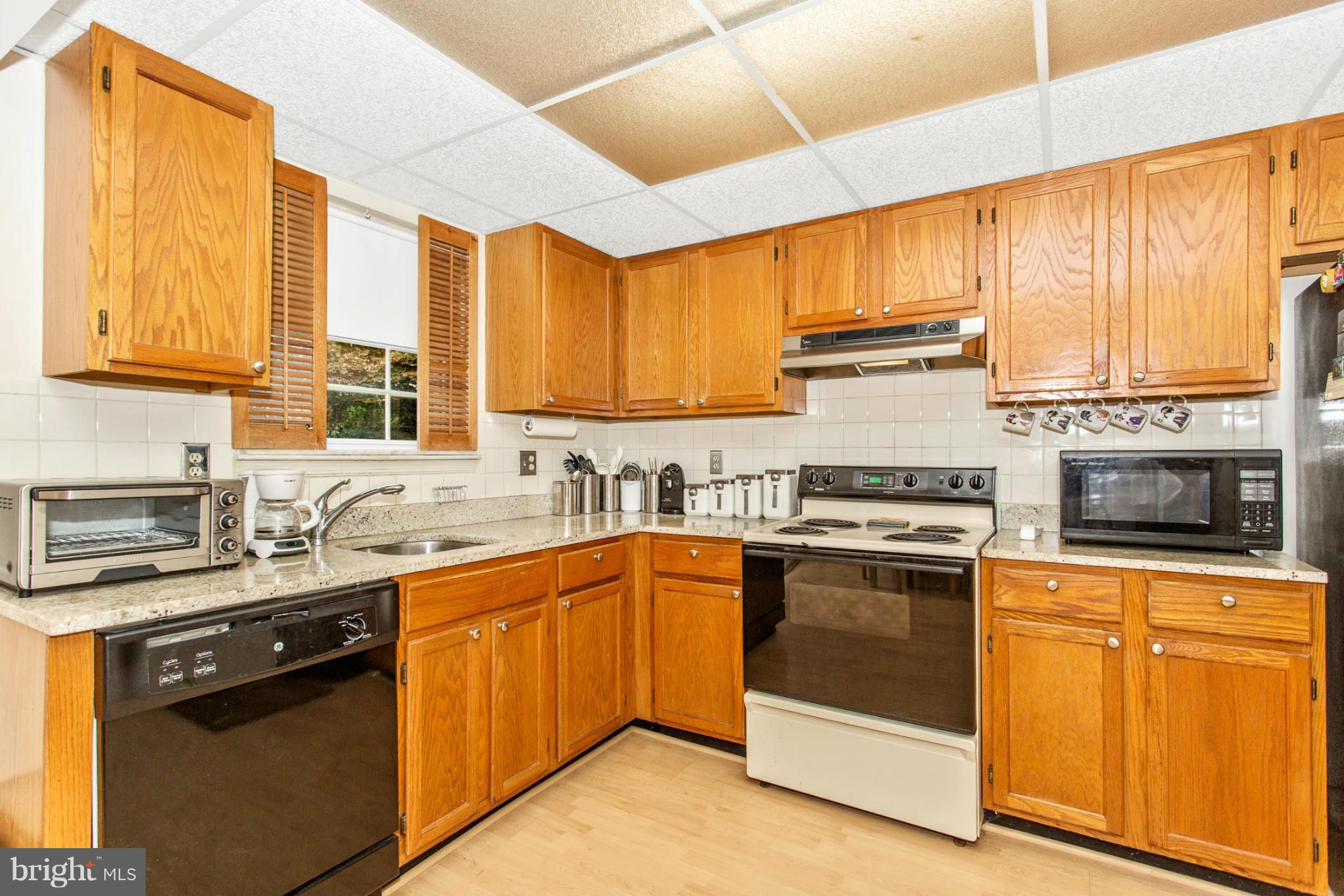 MONTGOMERY MEADOWS - Residential