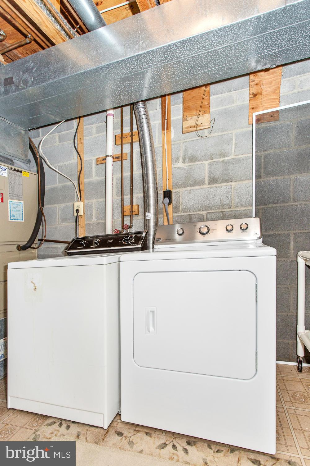 MONTGOMERY MEADOWS - Residential