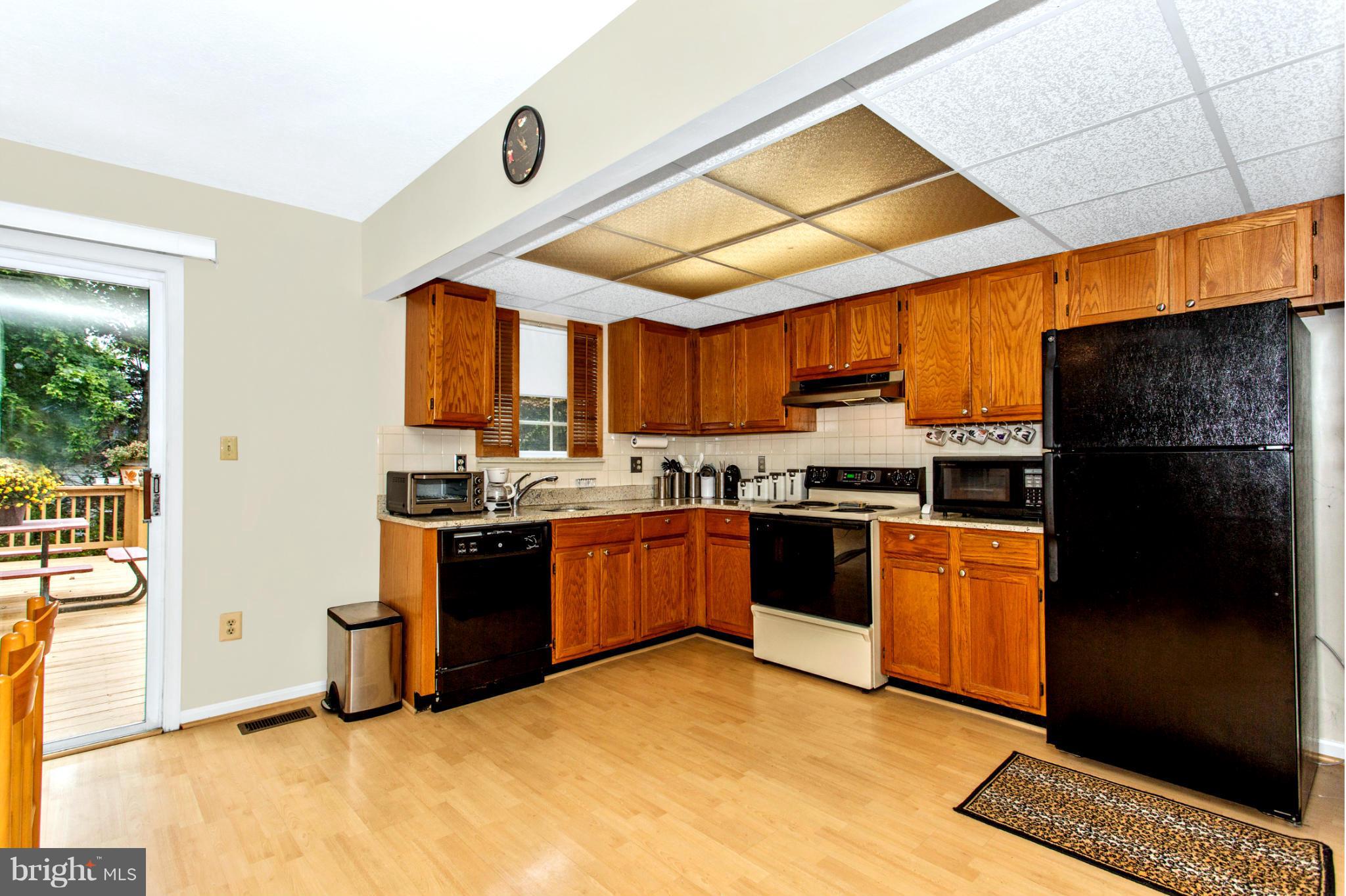 MONTGOMERY MEADOWS - Residential