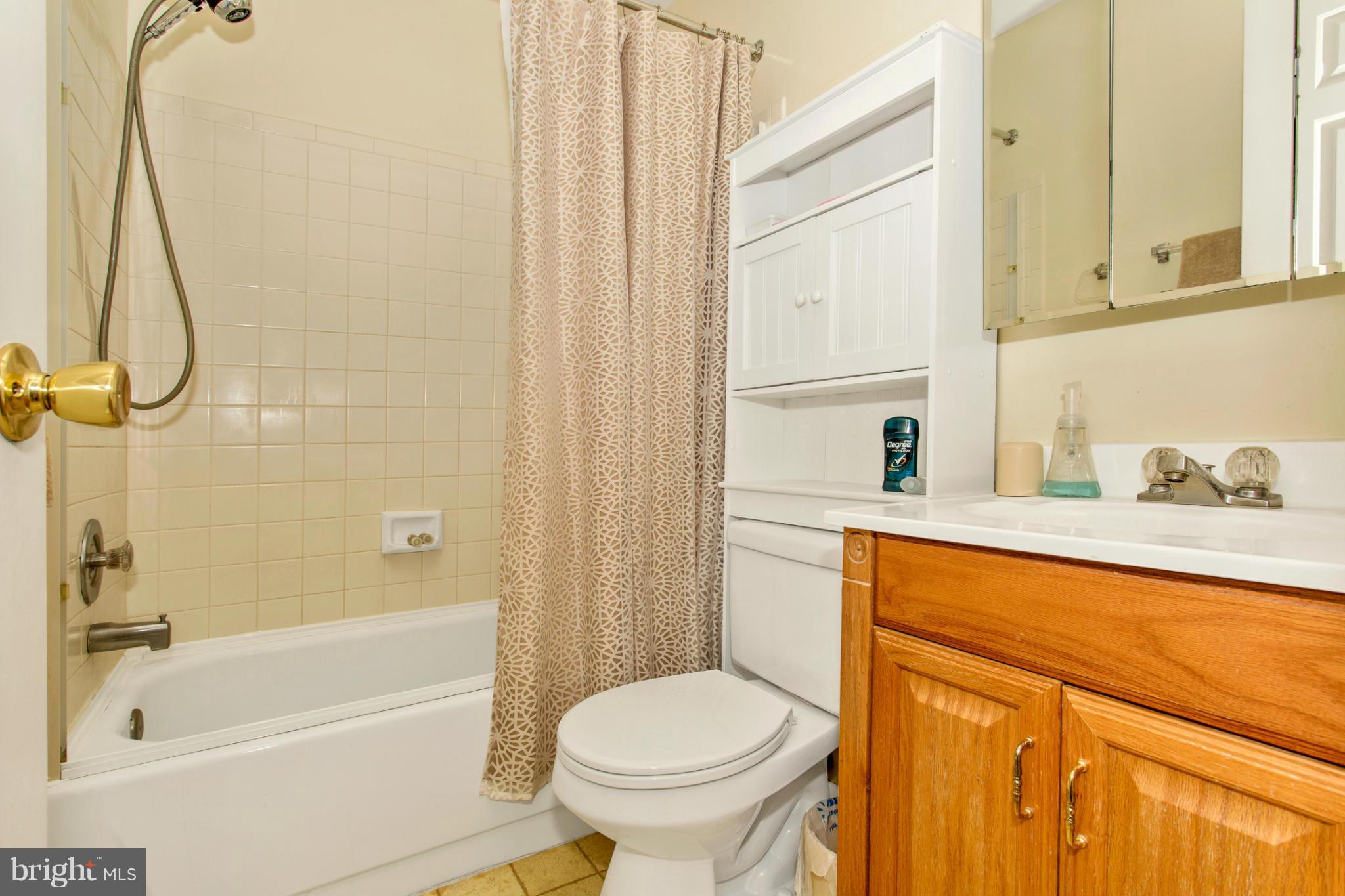 MONTGOMERY MEADOWS - Residential