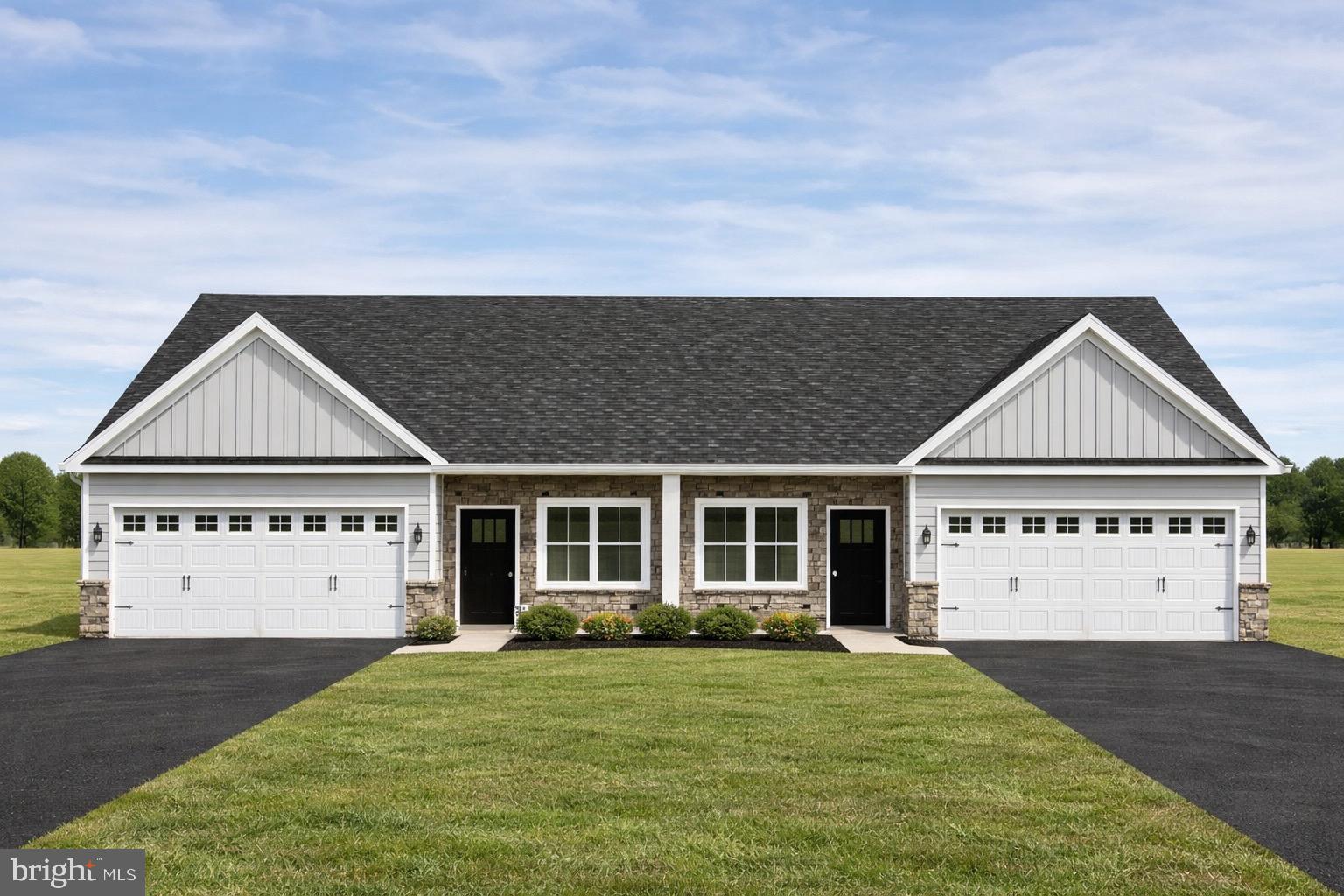 SOUTHERN VILLAGE - Residential