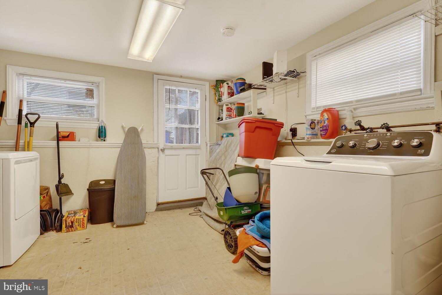 SUNNYSIDE - Residential