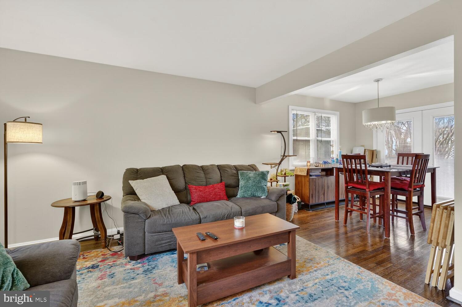 SUNNYSIDE - Residential