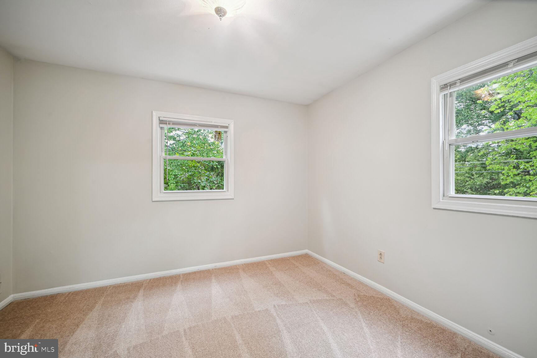 SUNNYSIDE - Residential