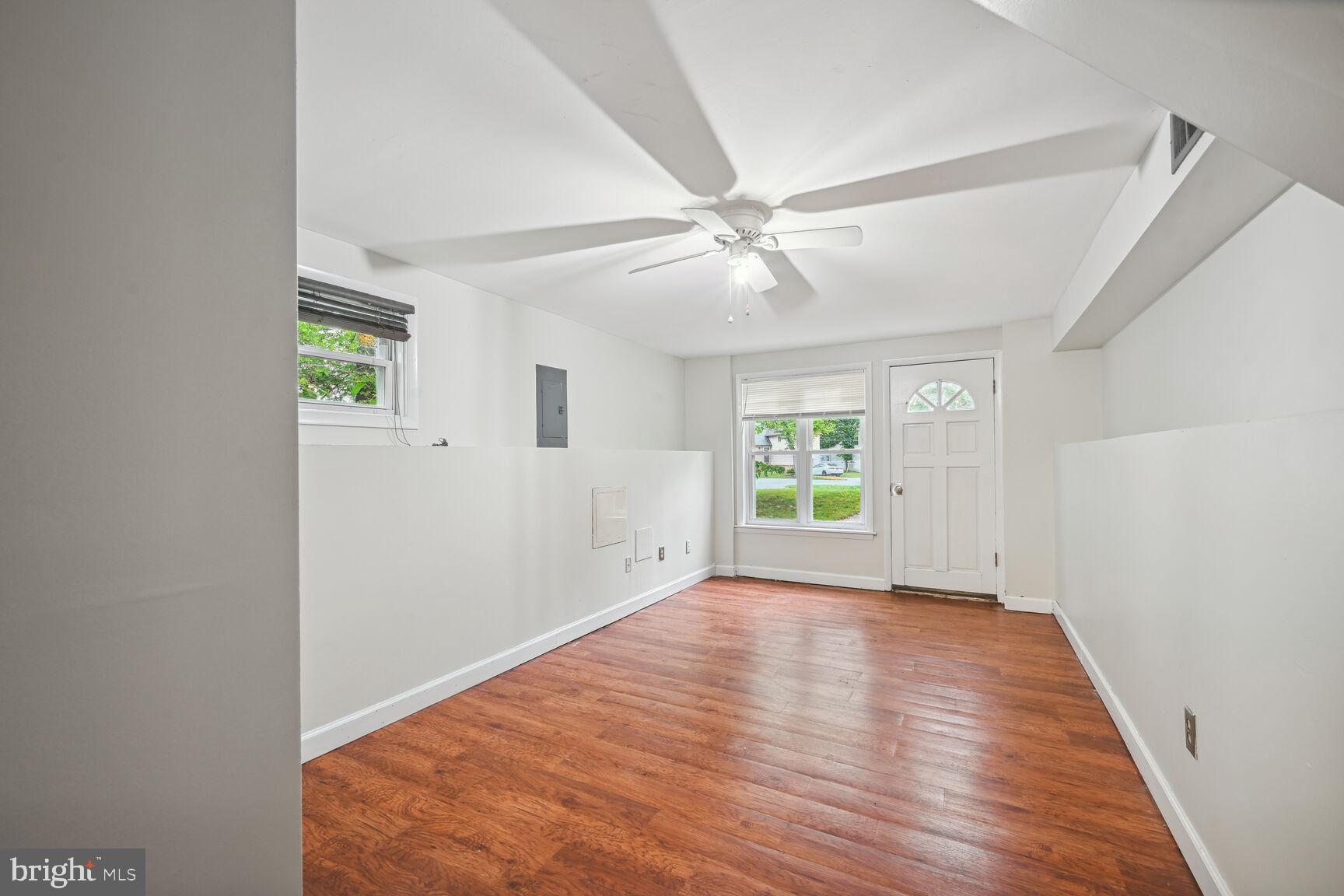 SUNNYSIDE - Residential