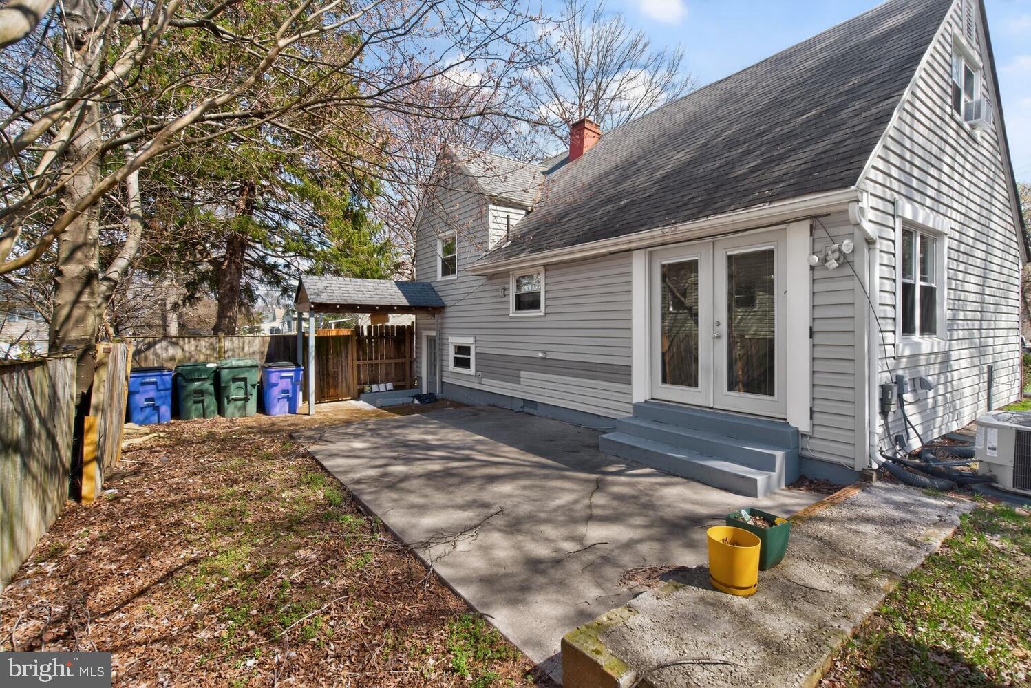 SUNNYSIDE - Residential