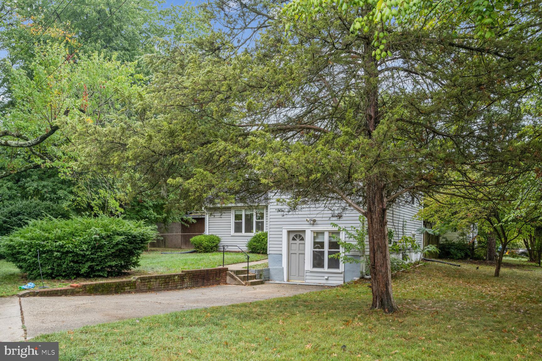 SUNNYSIDE - Residential