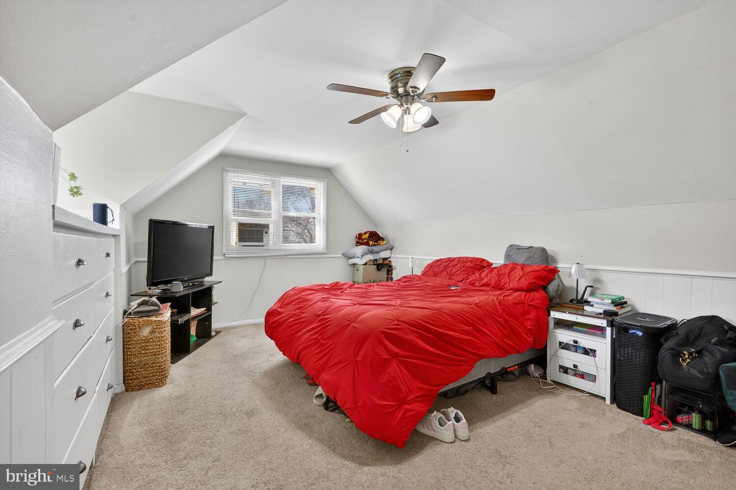 SUNNYSIDE - Residential