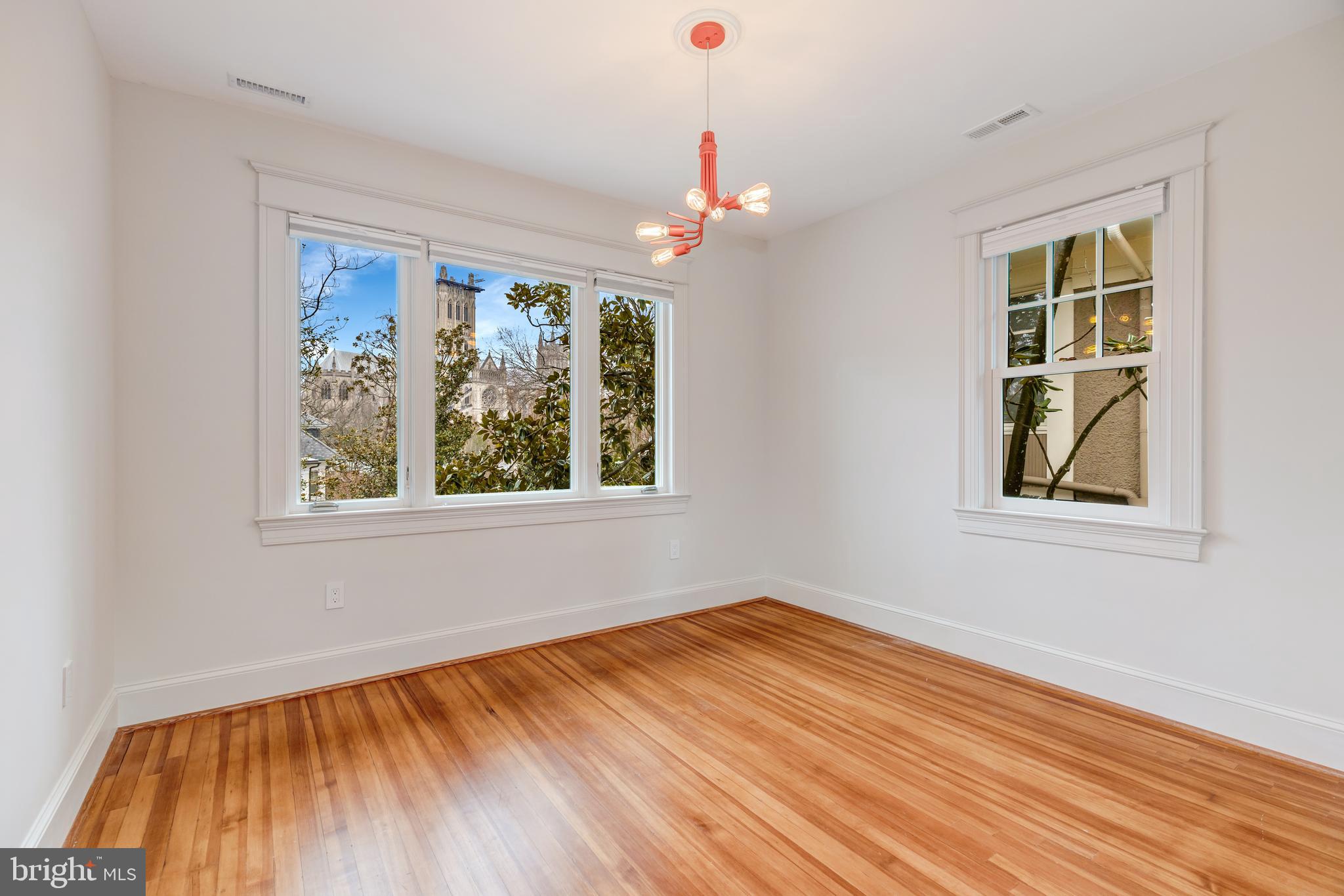 CLEVELAND PARK - Residential