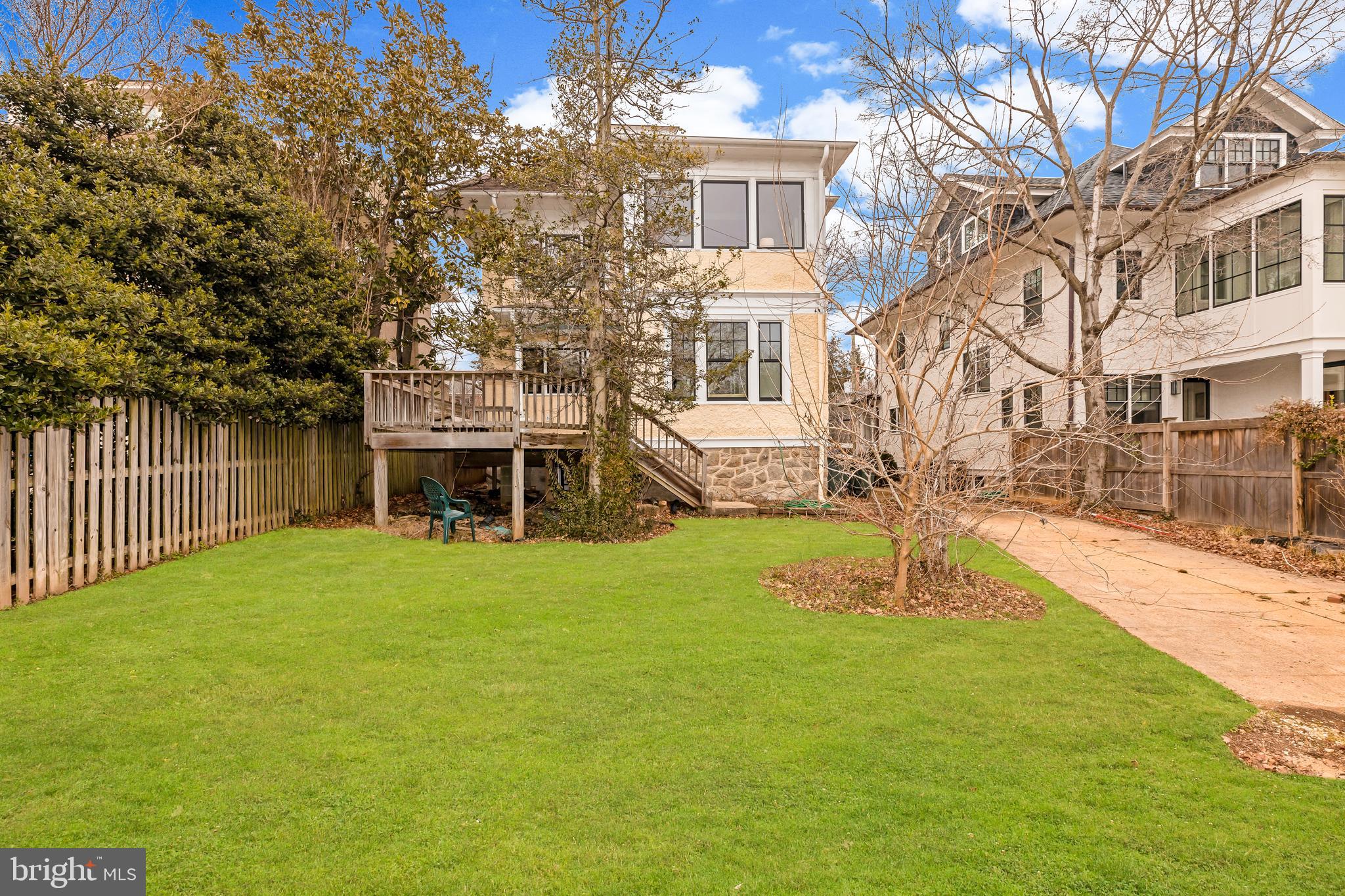 CLEVELAND PARK - Residential
