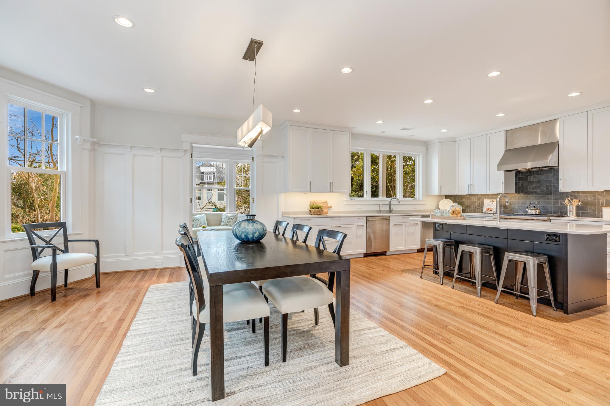 CLEVELAND PARK - Residential