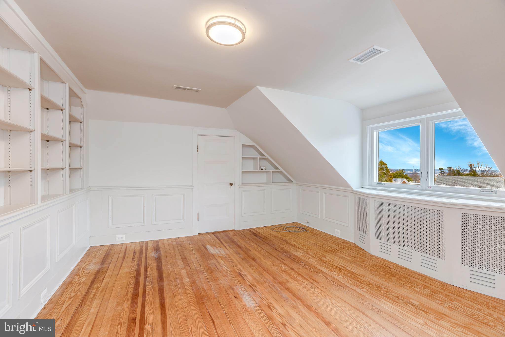 CLEVELAND PARK - Residential