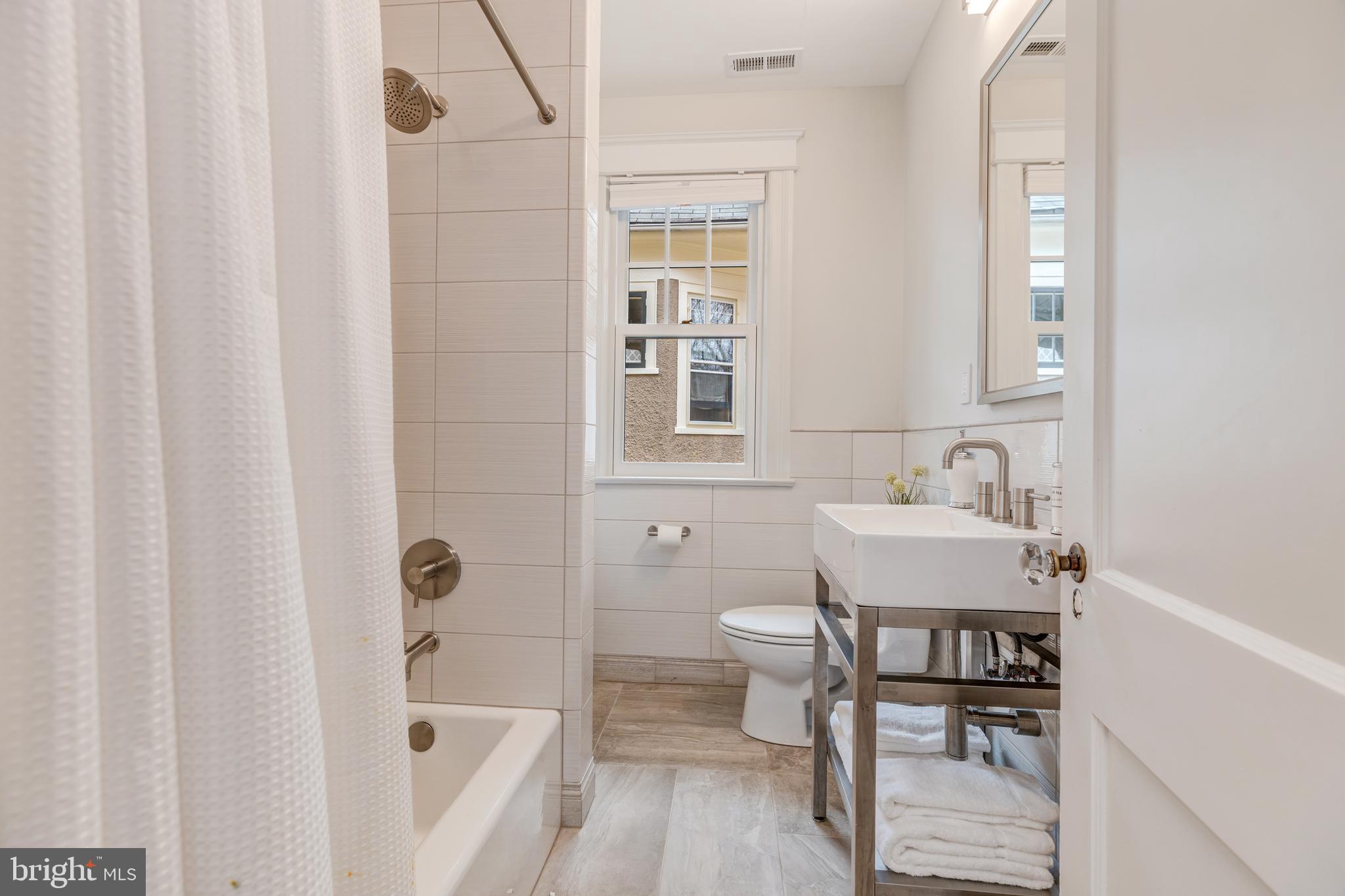 CLEVELAND PARK - Residential