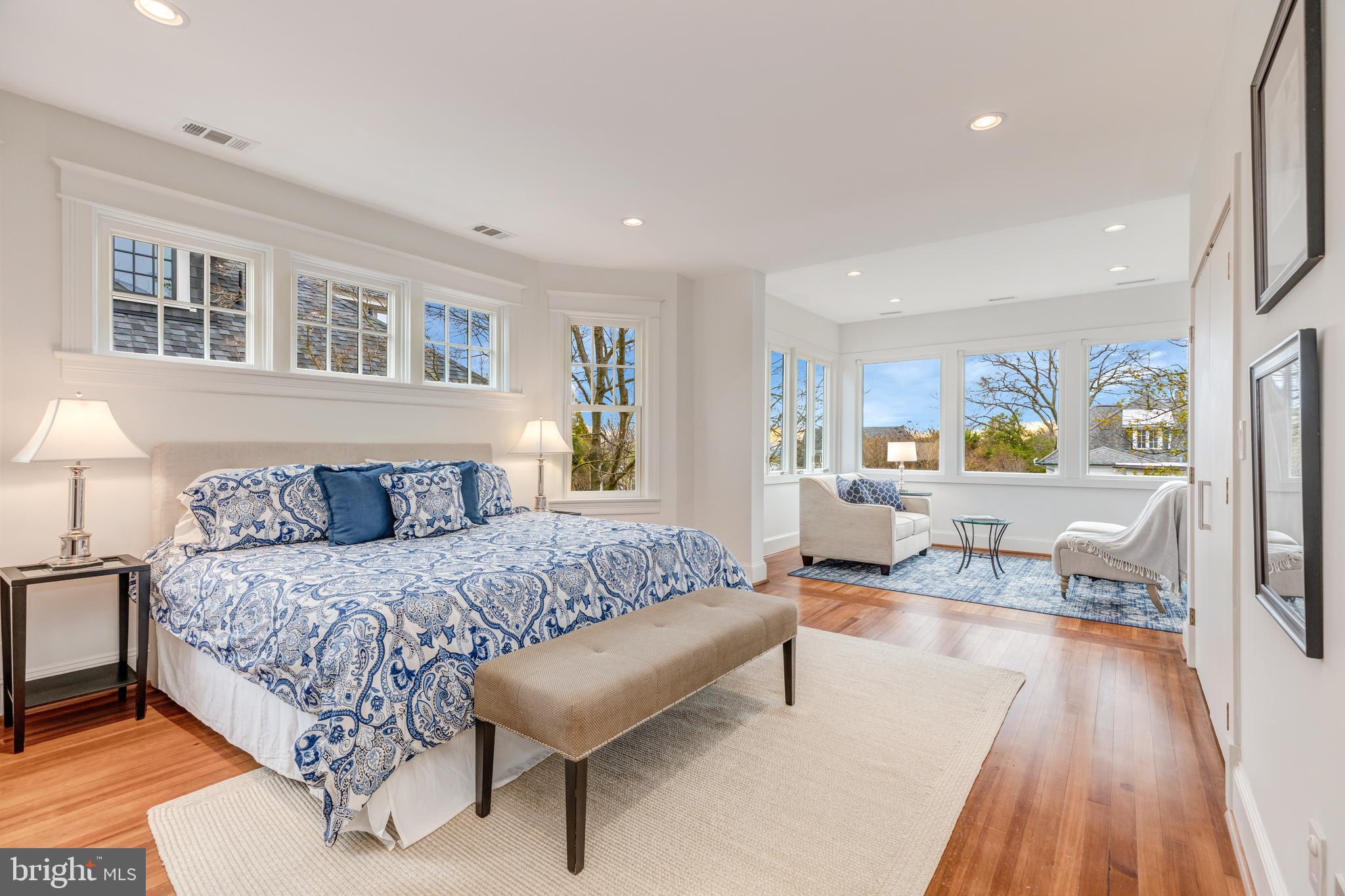 CLEVELAND PARK - Residential