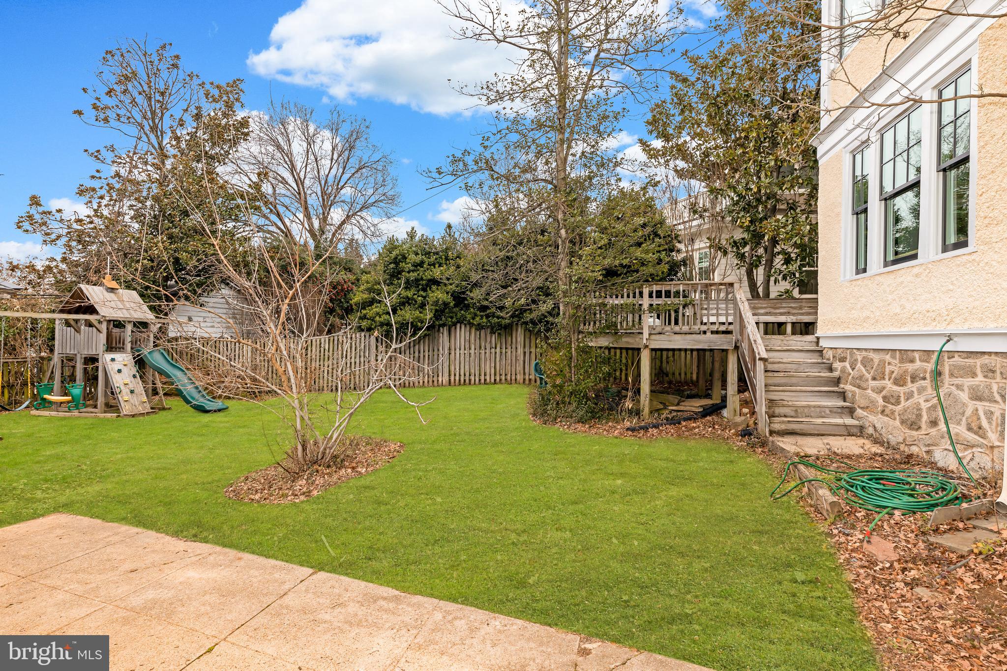 CLEVELAND PARK - Residential