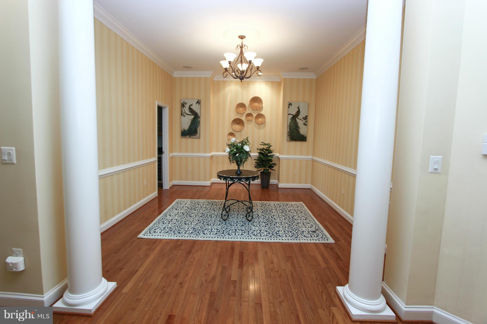 RIVER CREEK - Residential