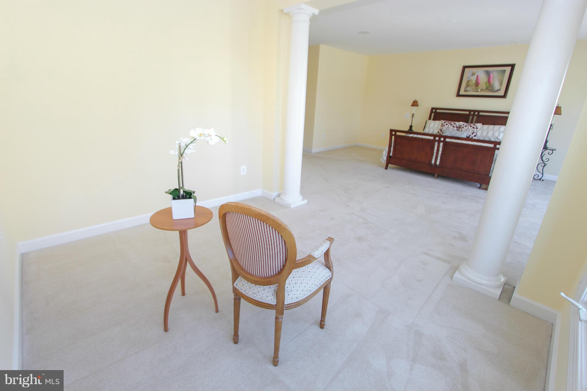 RIVER CREEK - Residential