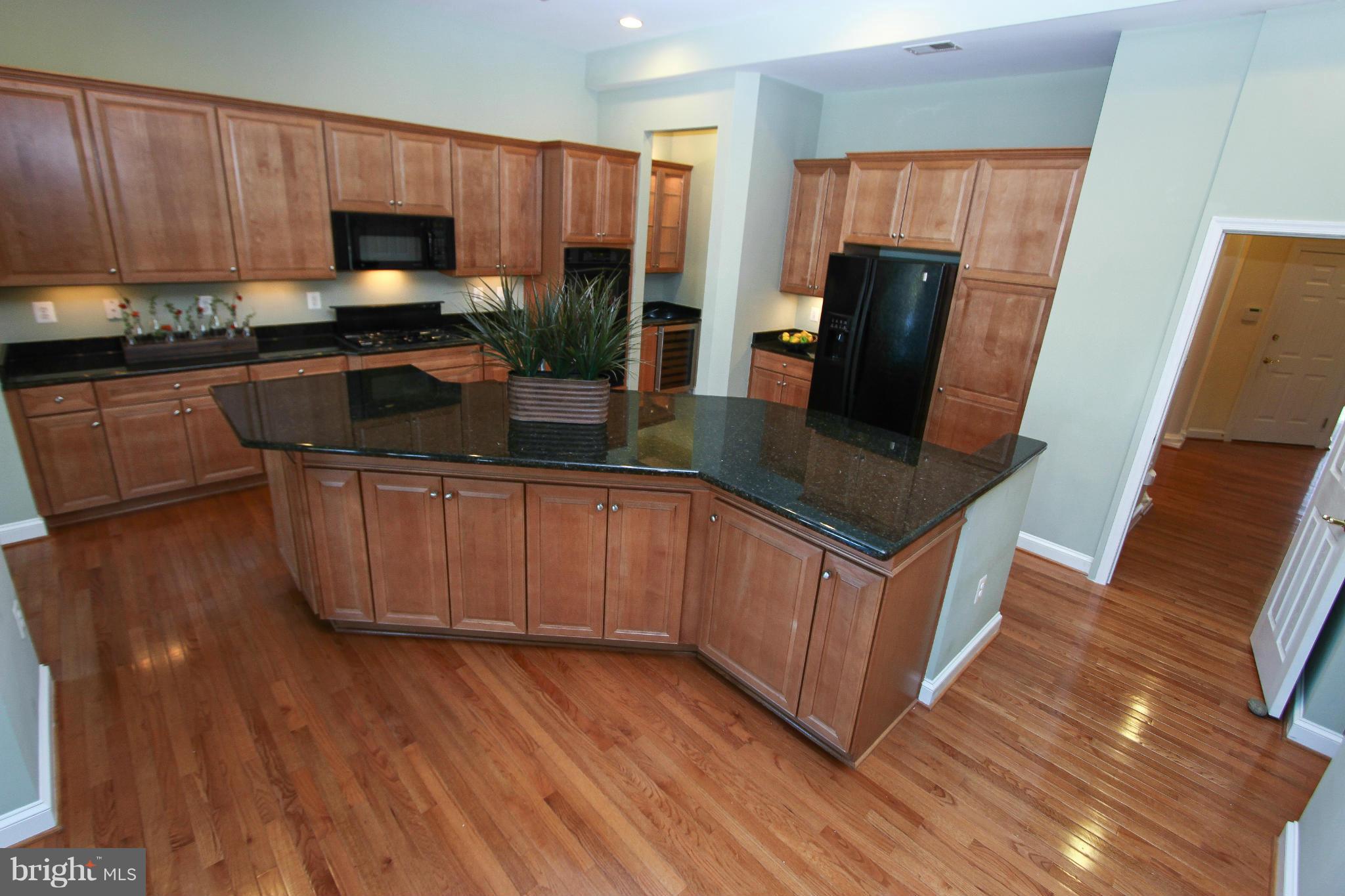 RIVER CREEK - Residential