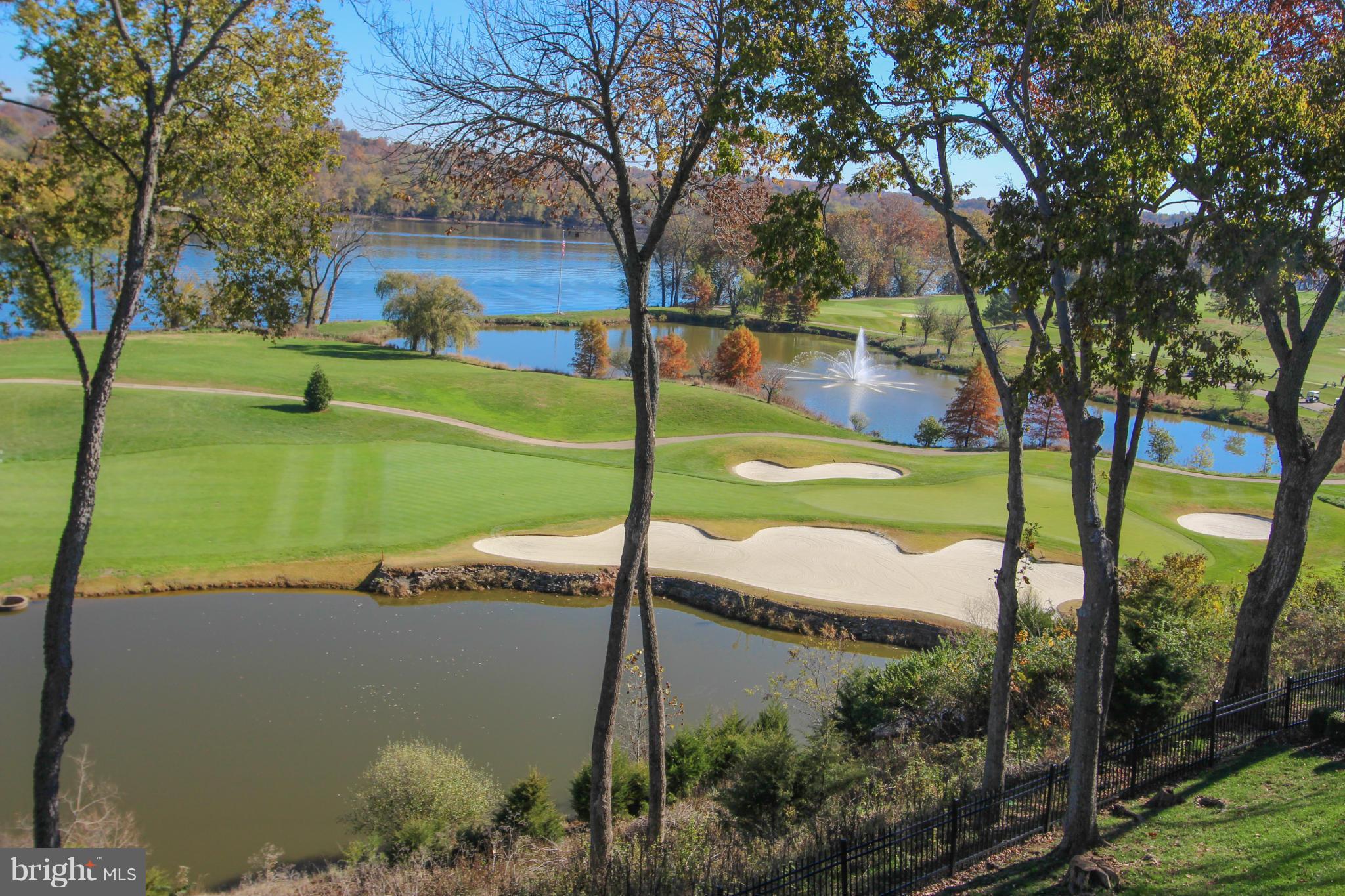 RIVER CREEK - Residential
