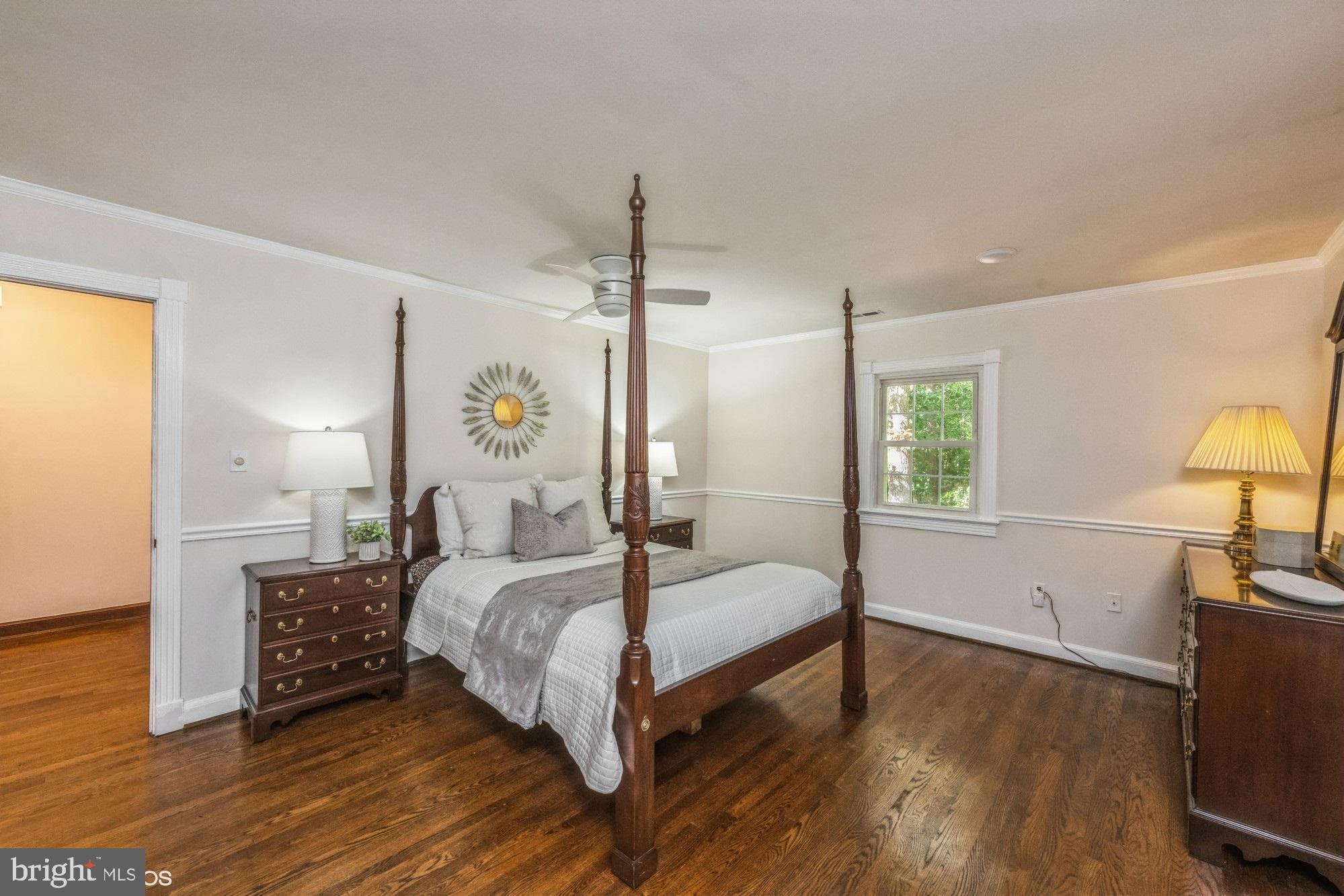 ENGLISH HILLS - Residential