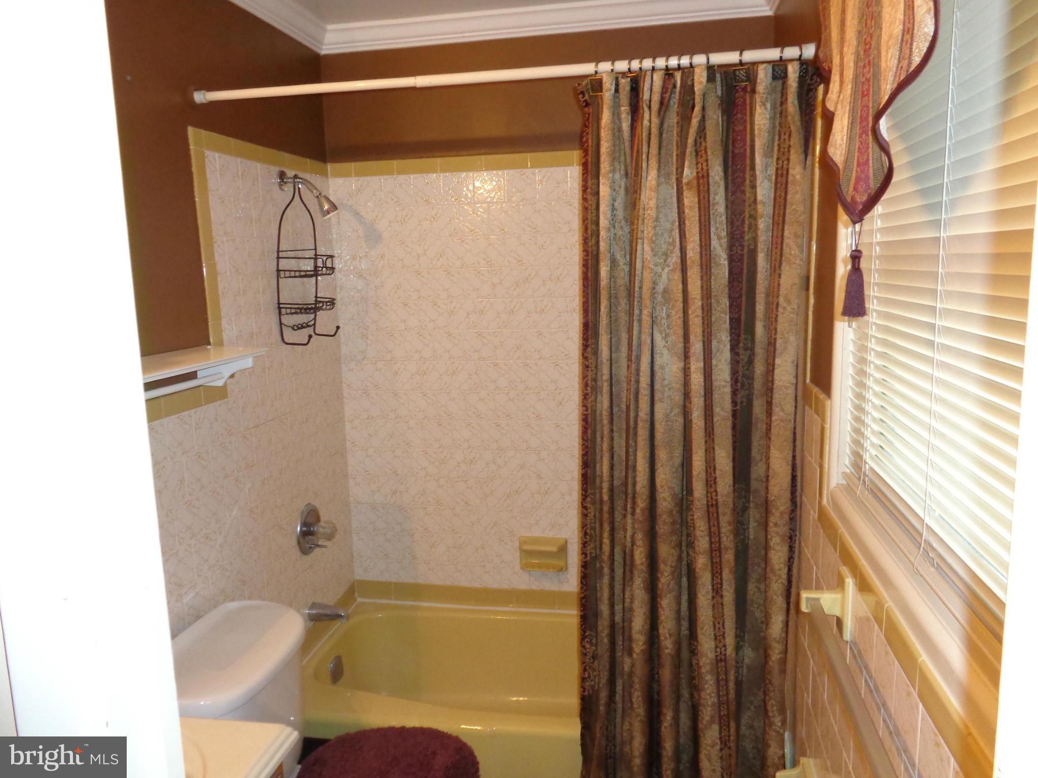 EDGE MEAD - Residential Lease