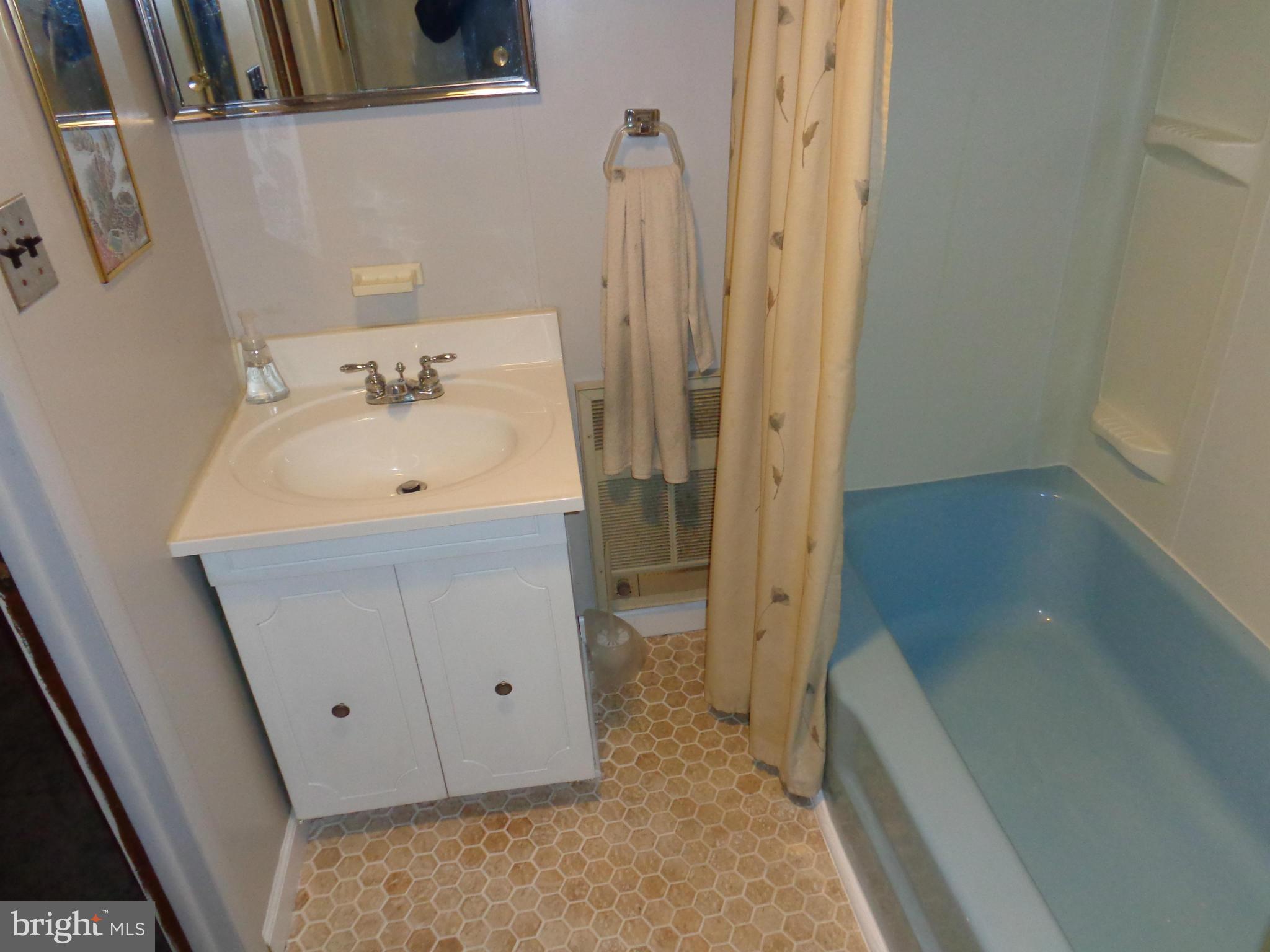 EDGE MEAD - Residential Lease