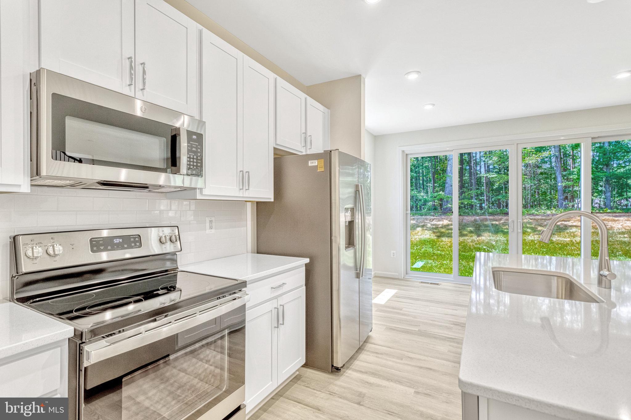 WILDERNESS SHORES - Residential