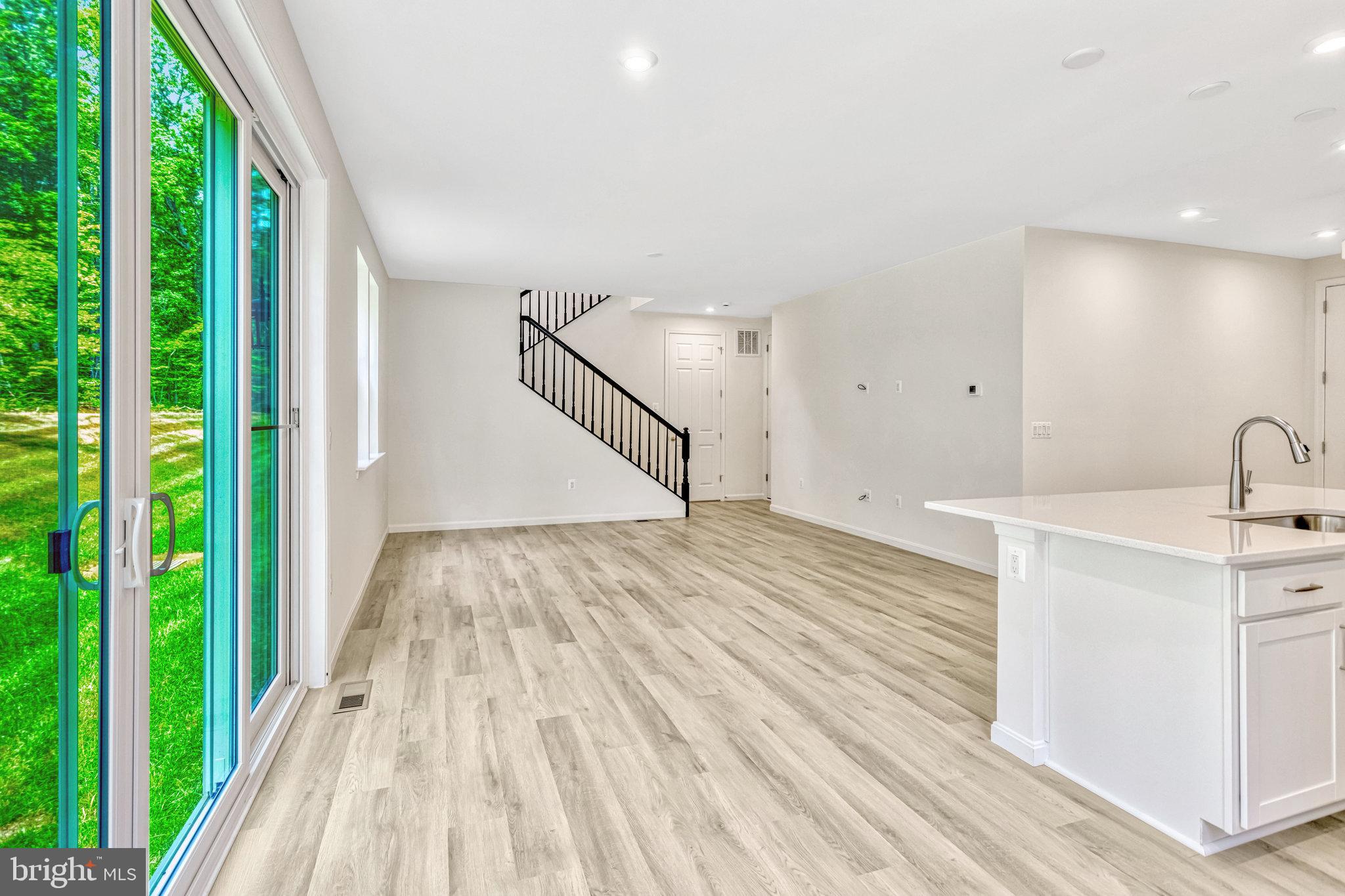 WILDERNESS SHORES - Residential