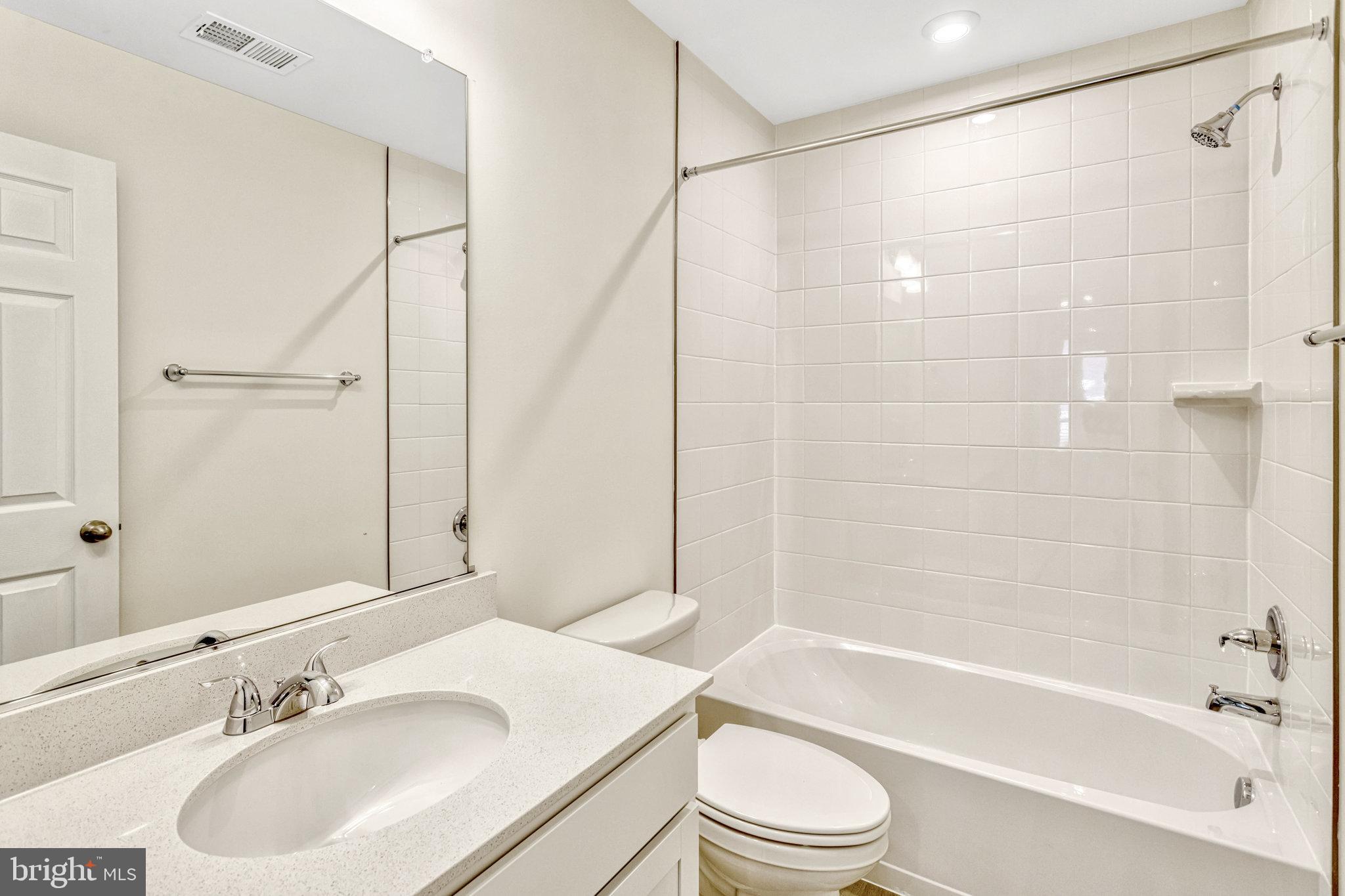 WILDERNESS SHORES - Residential