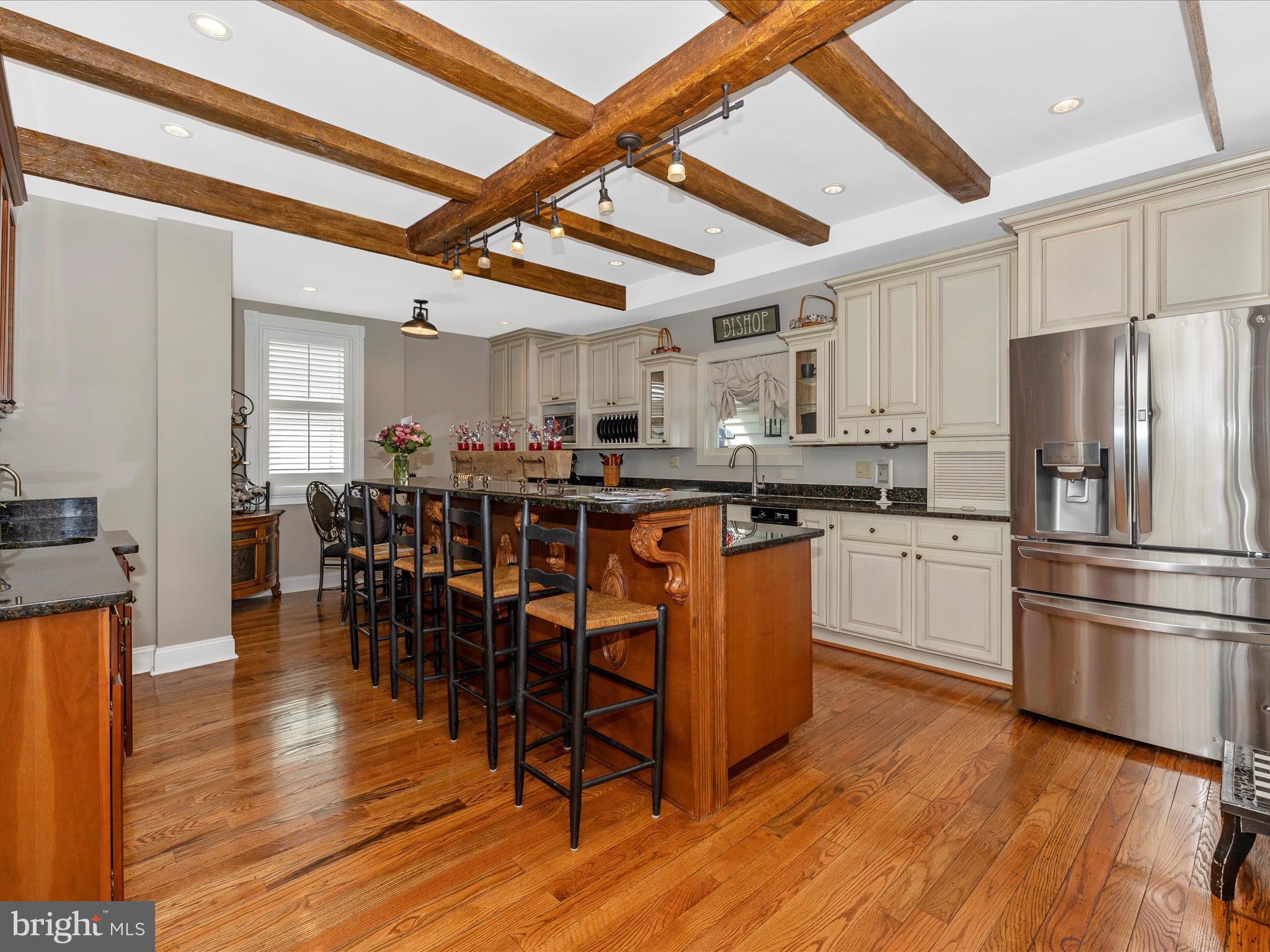 MIDDLETOWN - Residential Income